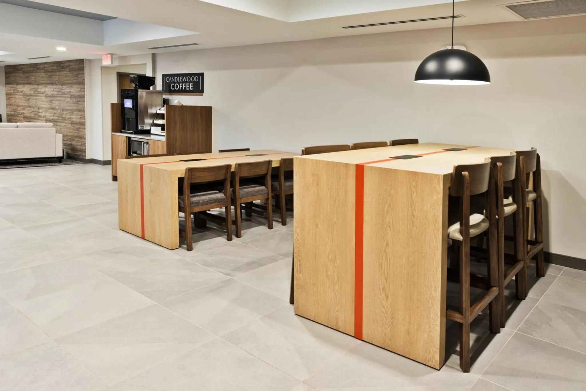 Restaurant/places to eat in Candlewood Suites Dothan by IHG