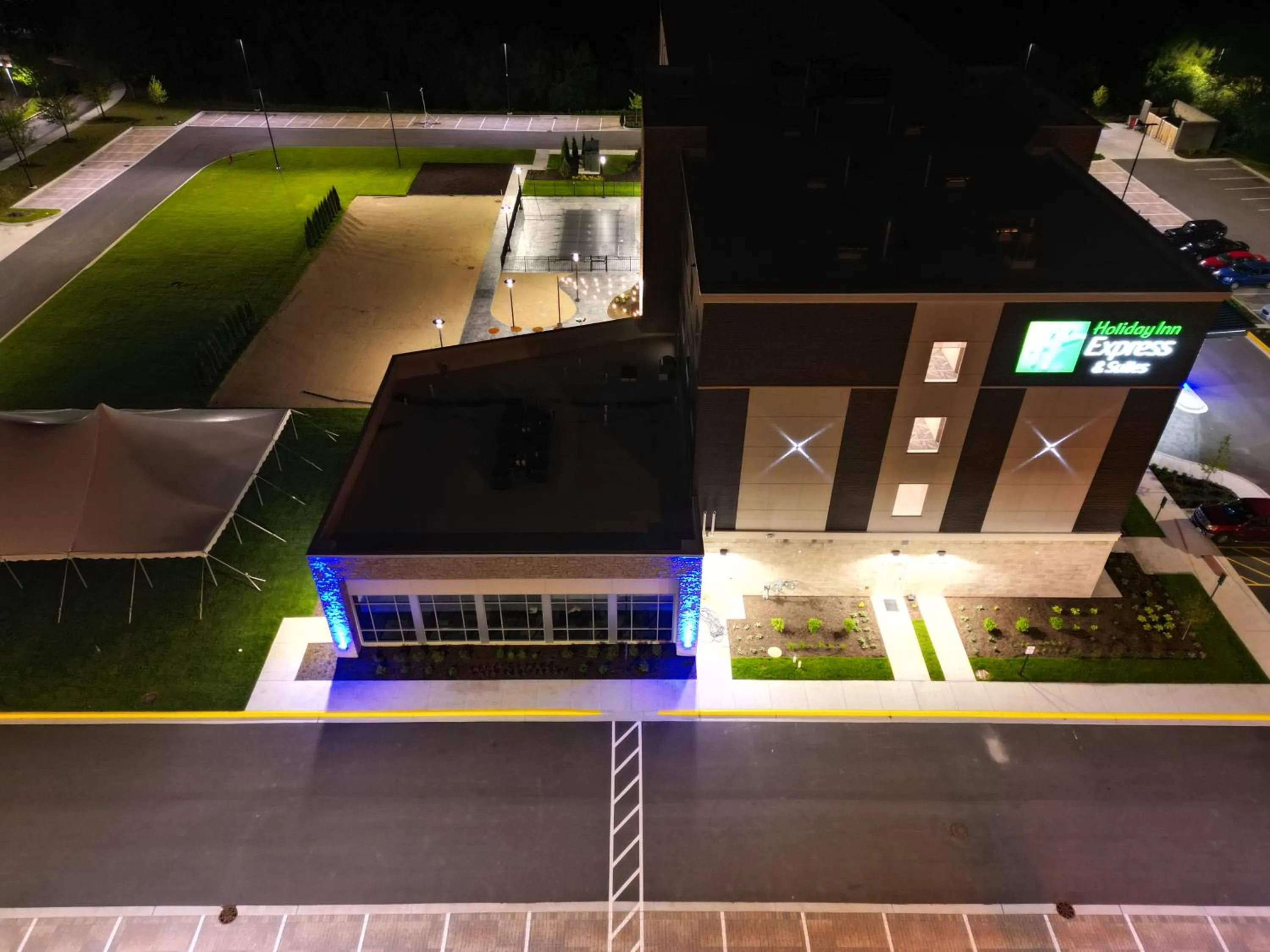 Meeting/conference room in Holiday Inn Express & Suites Chicago Schaumburg by IHG