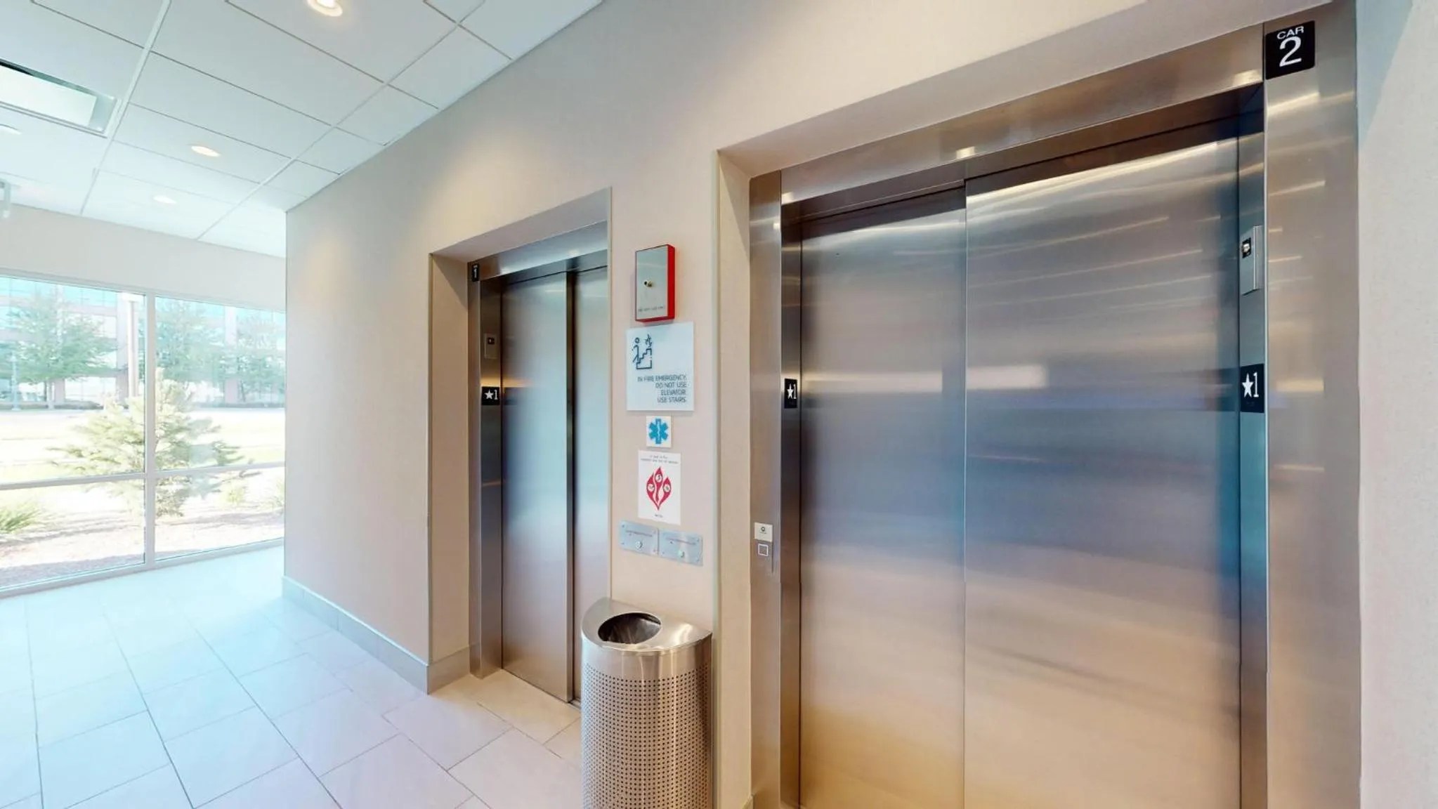 Lobby or reception in Holiday Inn Express & Suites Chicago Schaumburg by IHG