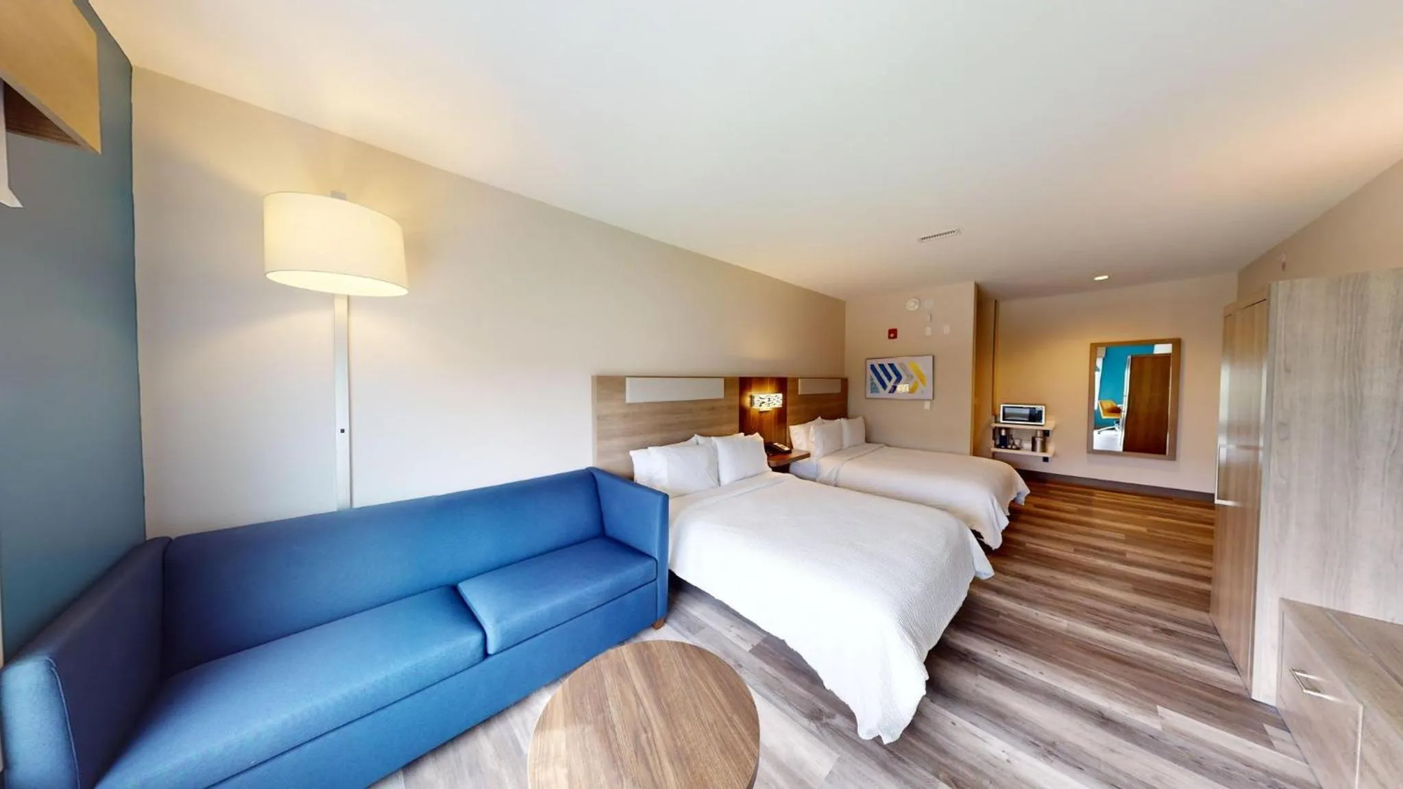 Photo of the whole room in Holiday Inn Express & Suites Chicago Schaumburg by IHG