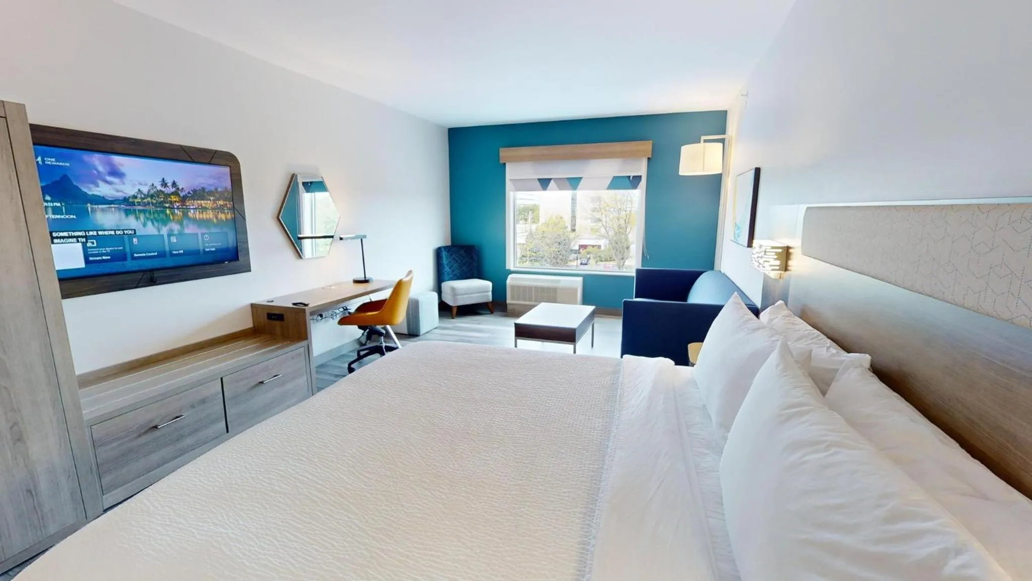 Photo of the whole room in Holiday Inn Express & Suites Chicago Schaumburg by IHG