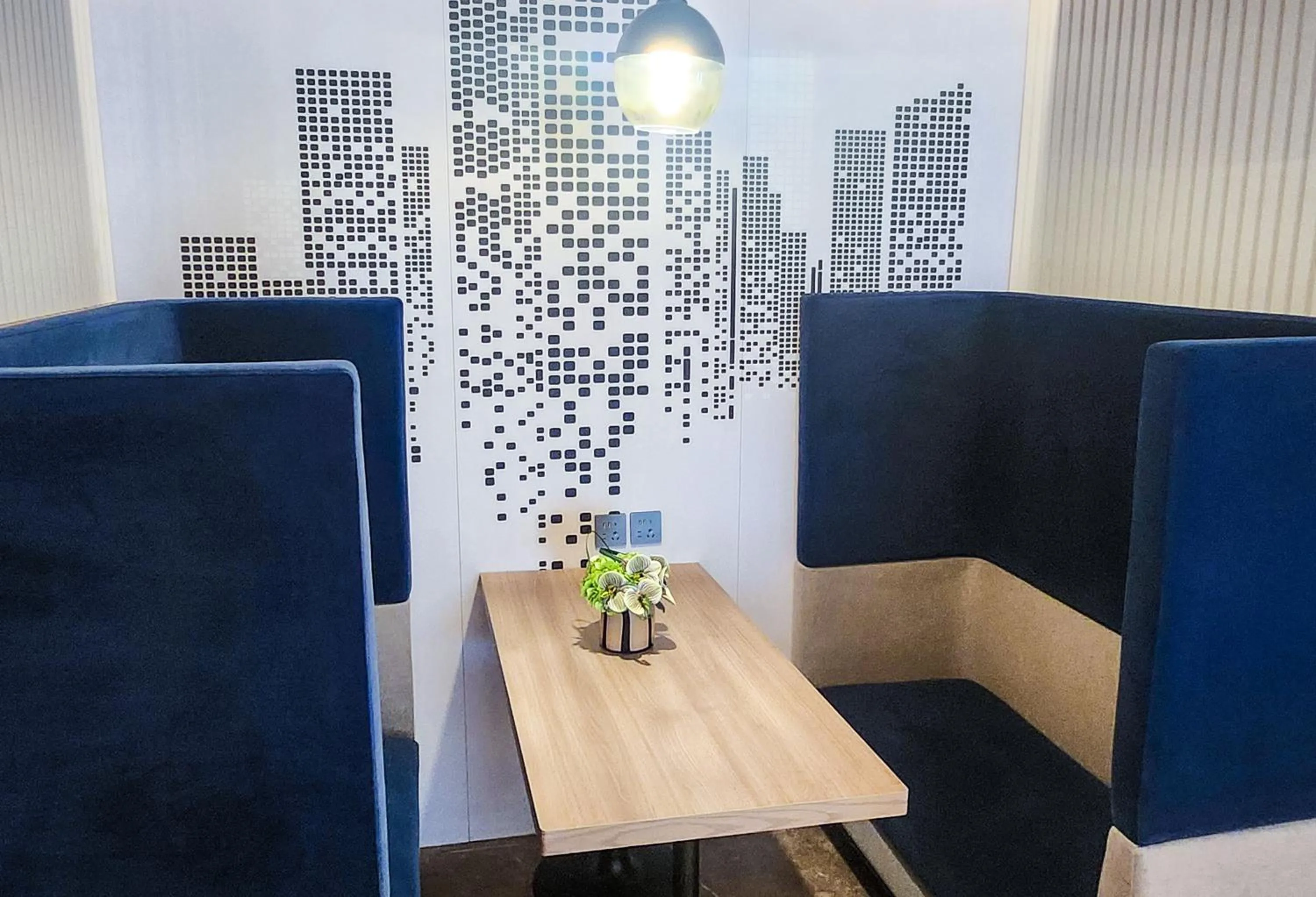 Seating area in Holiday Inn Express Liaocheng ETDZ by IHG