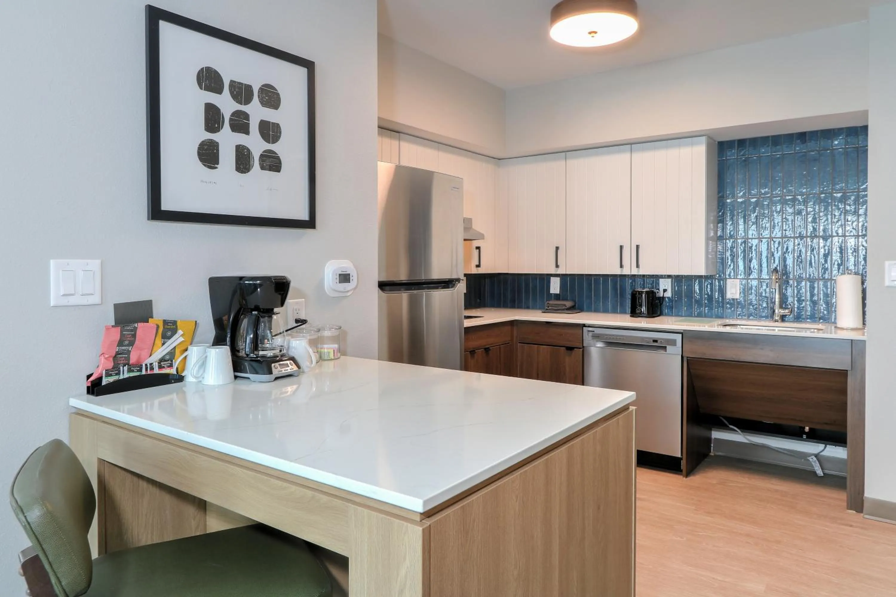 Kitchen or kitchenette in Staybridge Suites Pigeon Forge - Smoky Mtns by IHG