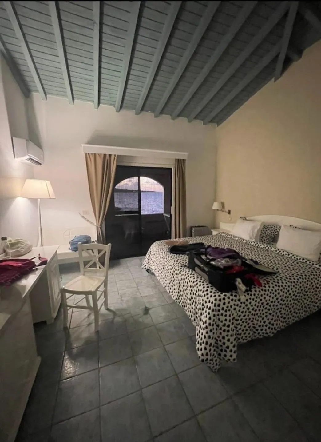 Bedroom, Bed in Northshore Seaside Suites