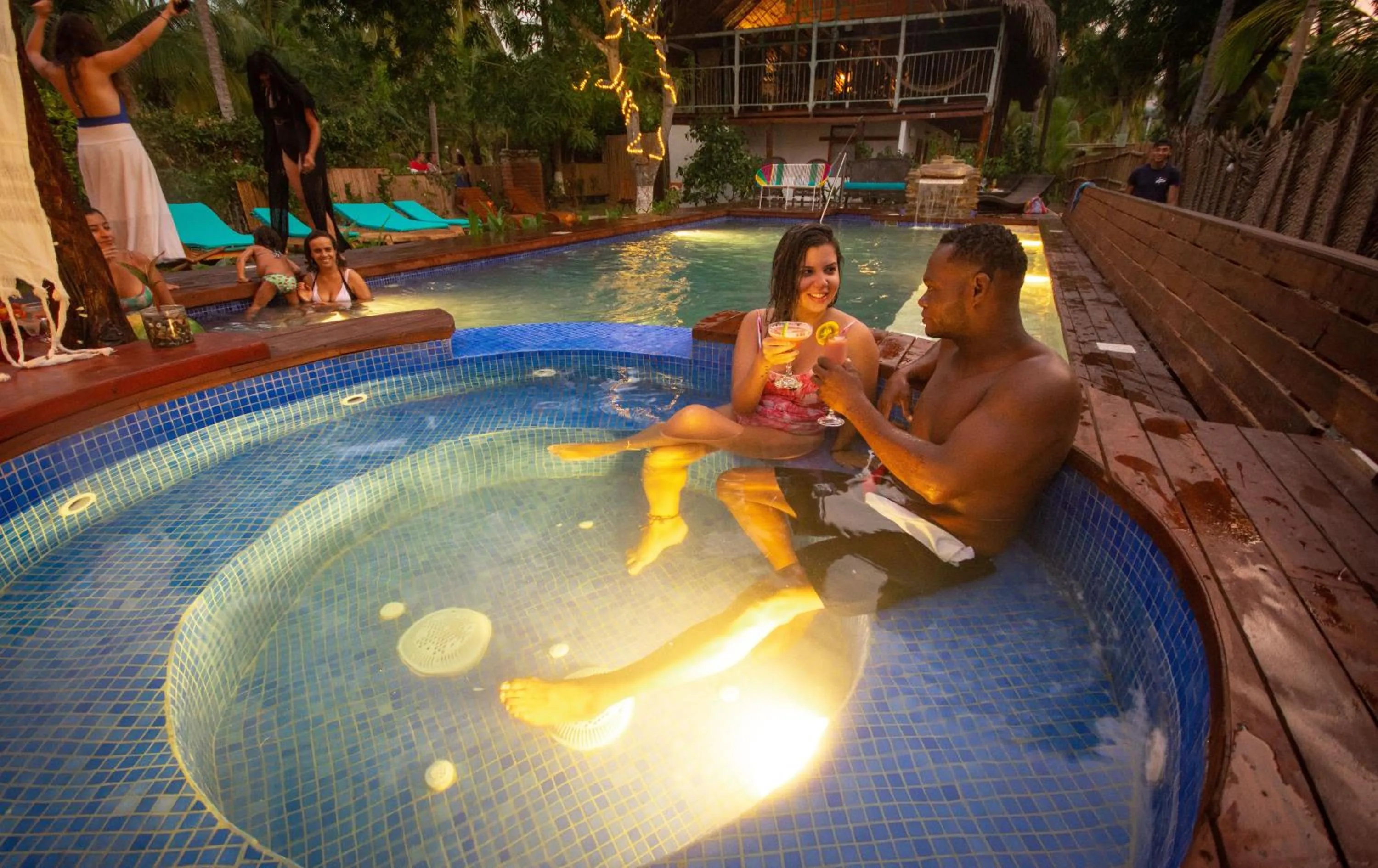 People in Finca Escondida