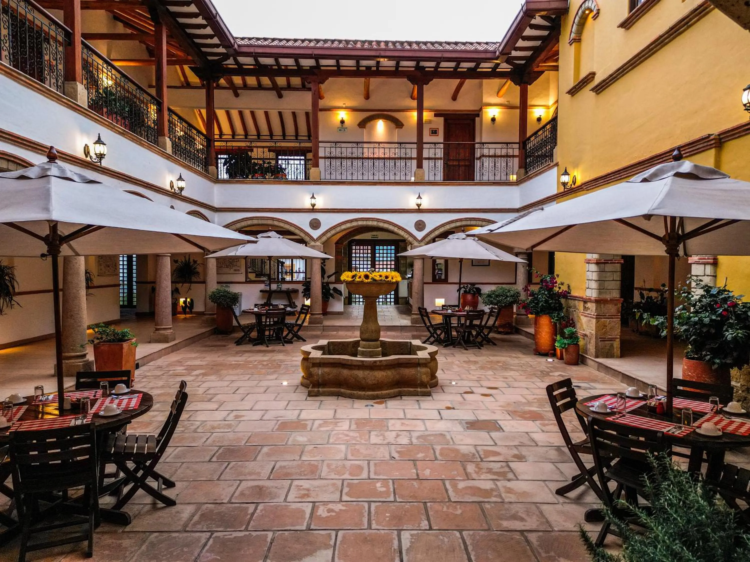 Patio in Maria Bonita Hotel