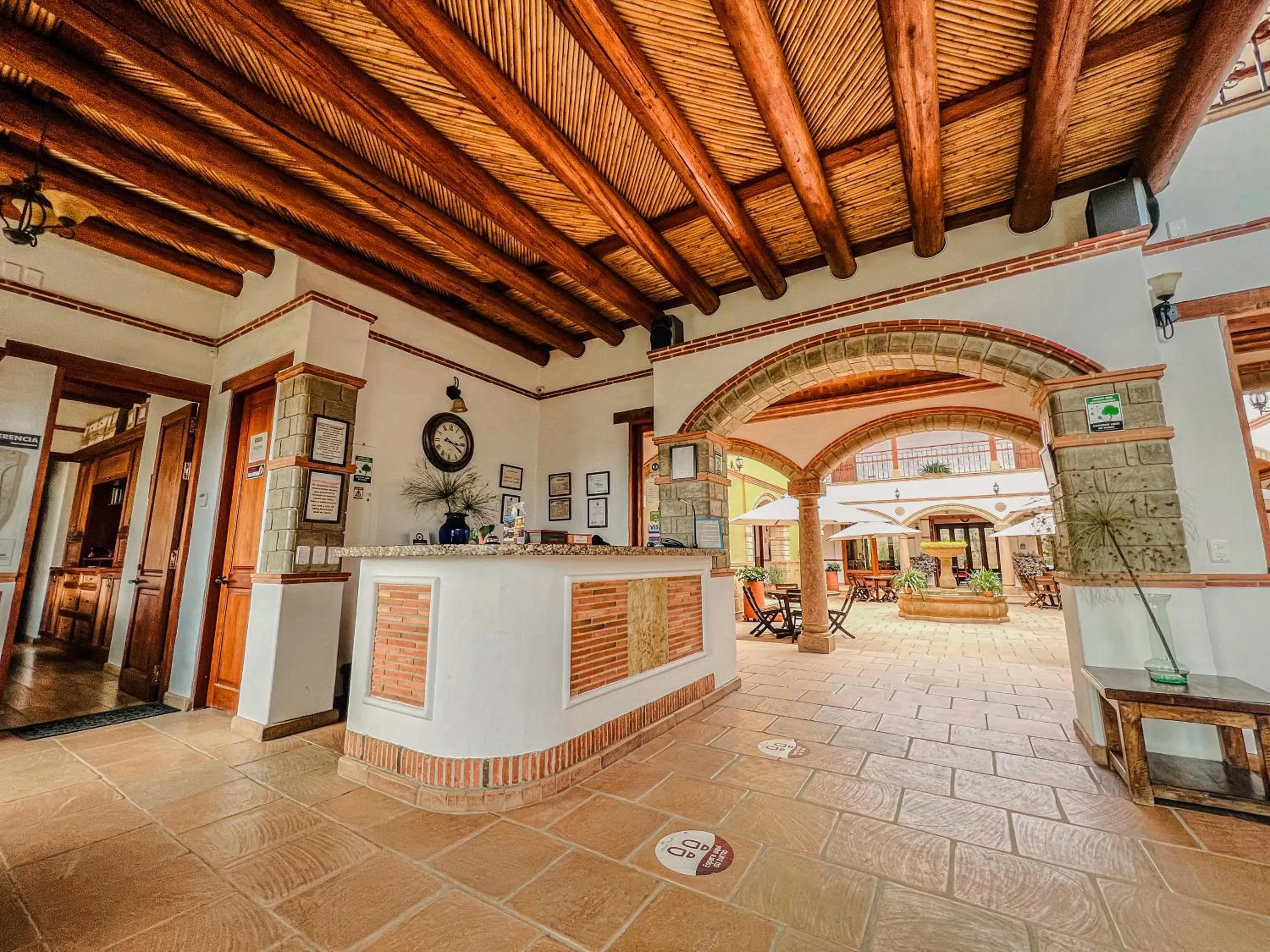 Lobby or reception in Maria Bonita Hotel