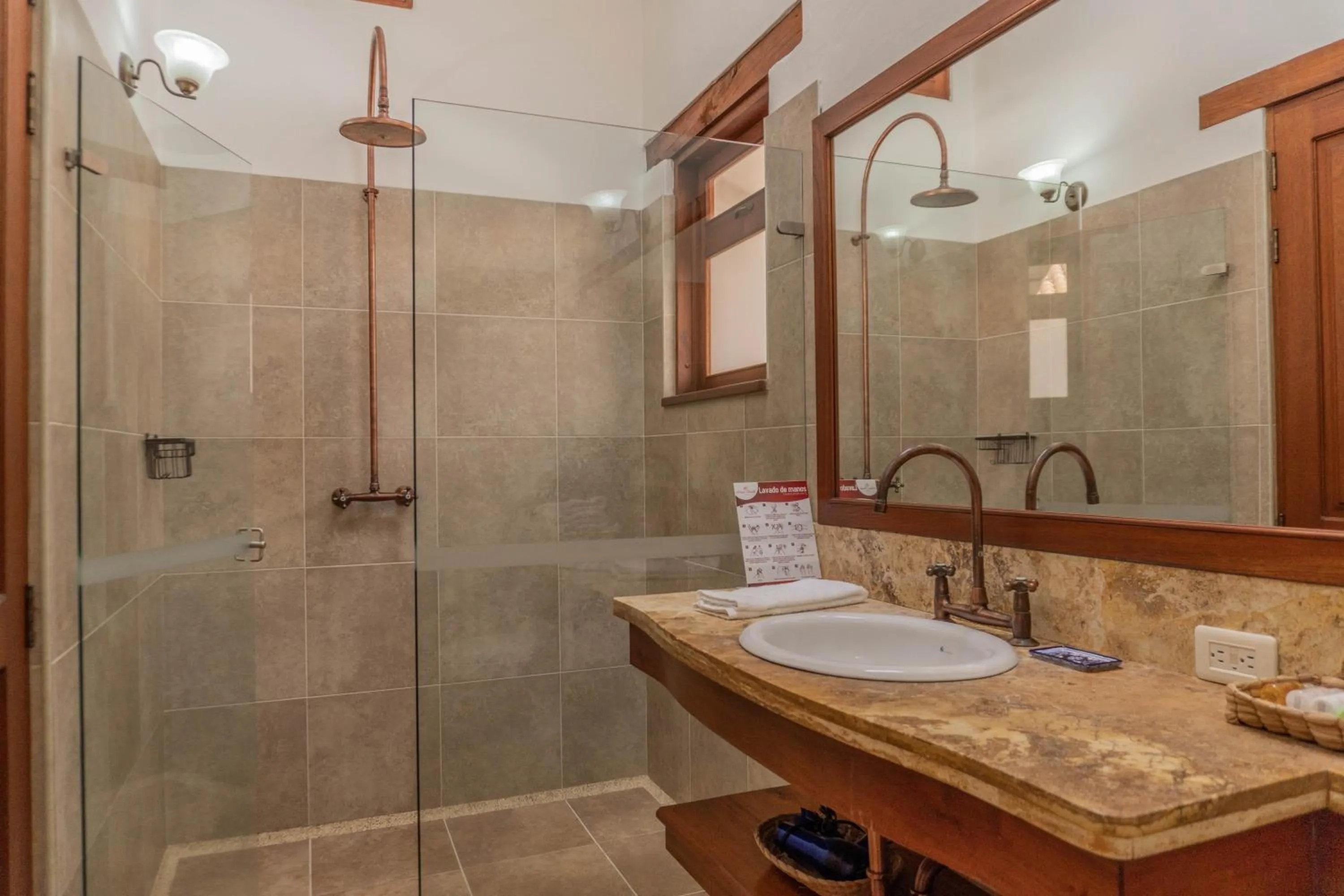 Bathroom in Maria Bonita Hotel