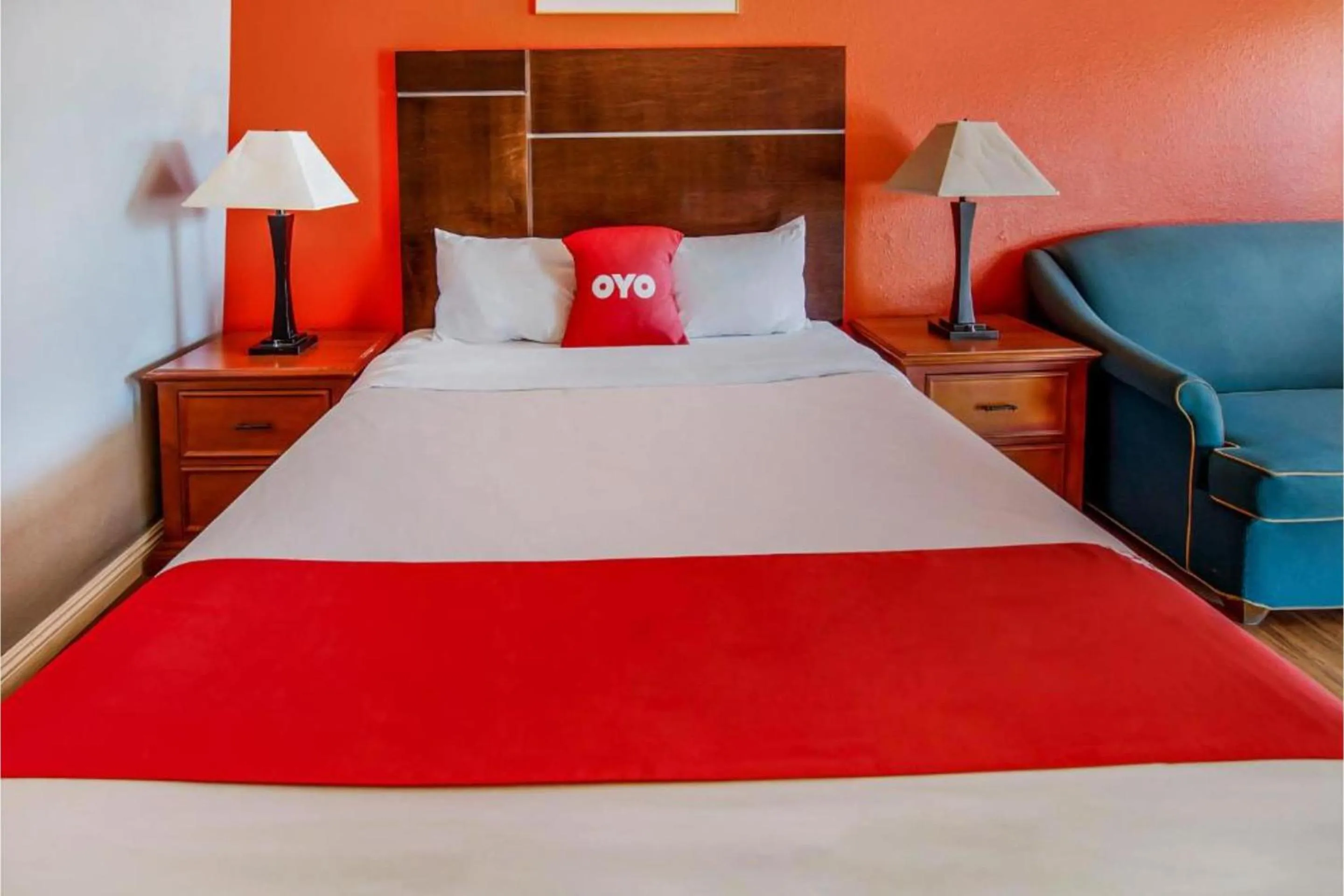 Bedroom, Bed in Hotel Europa Ridgecrest