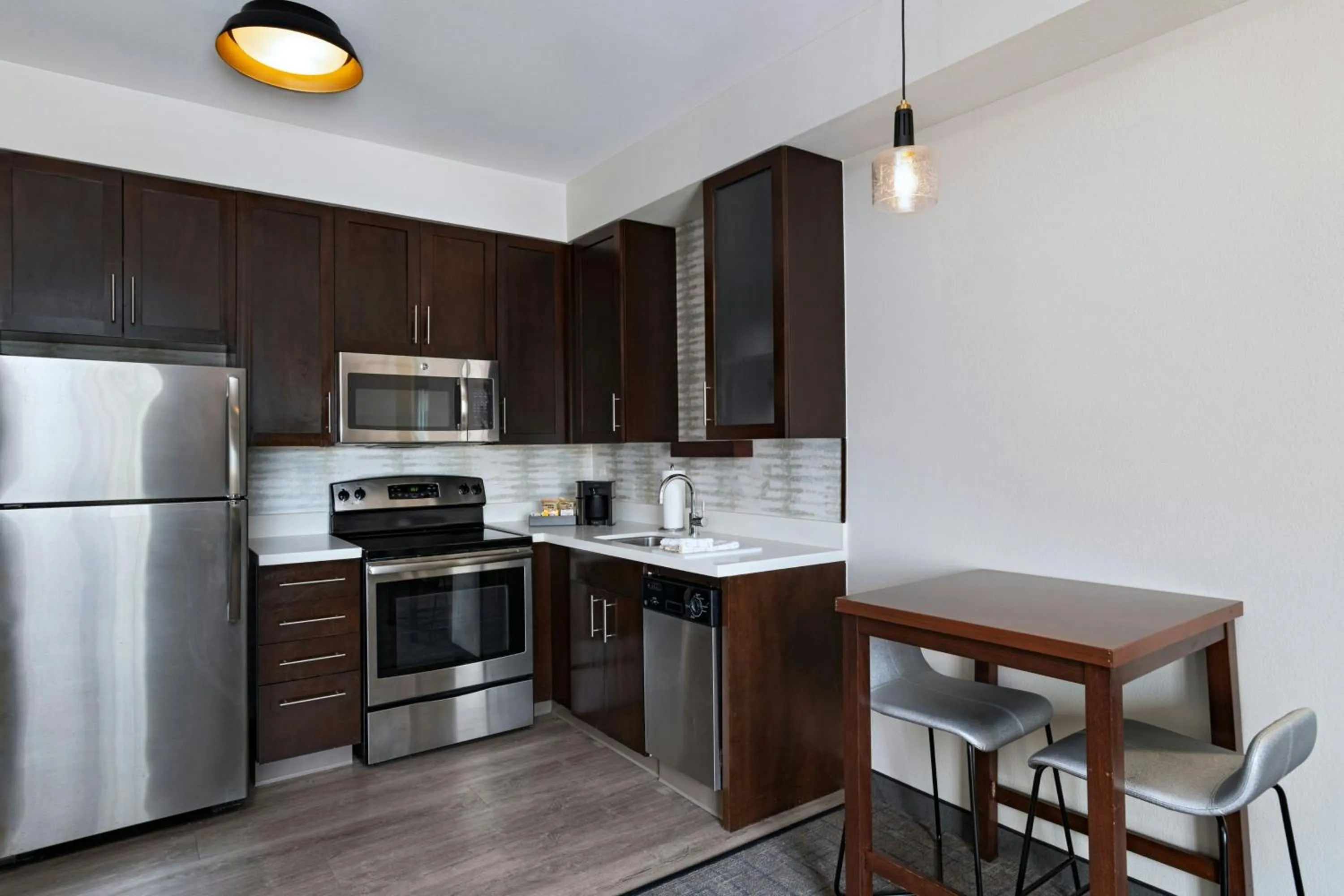 Kitchen or kitchenette in Residence Inn by Marriott Houston NW Cypress