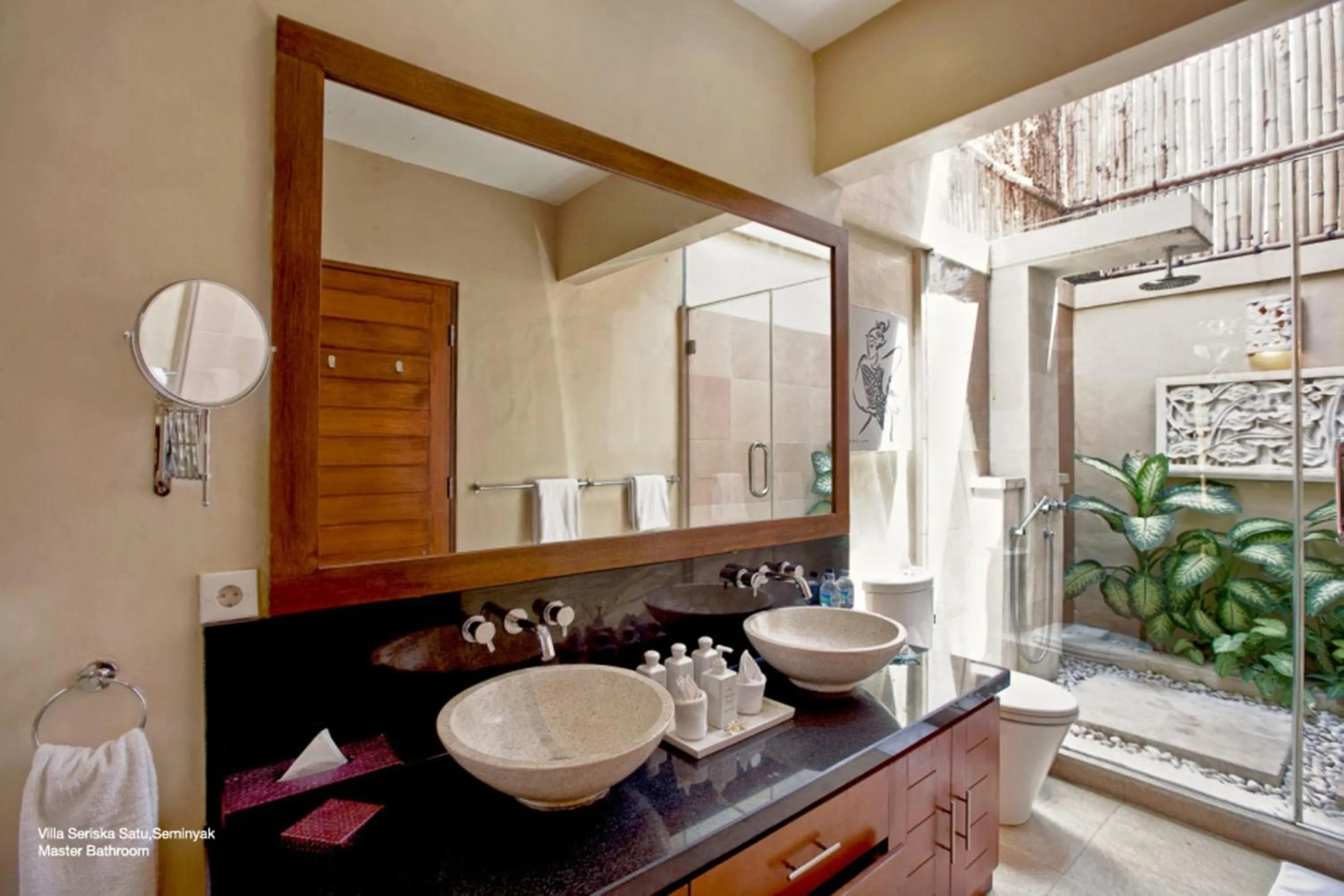 Bathroom in Villa Seriska Seminyak