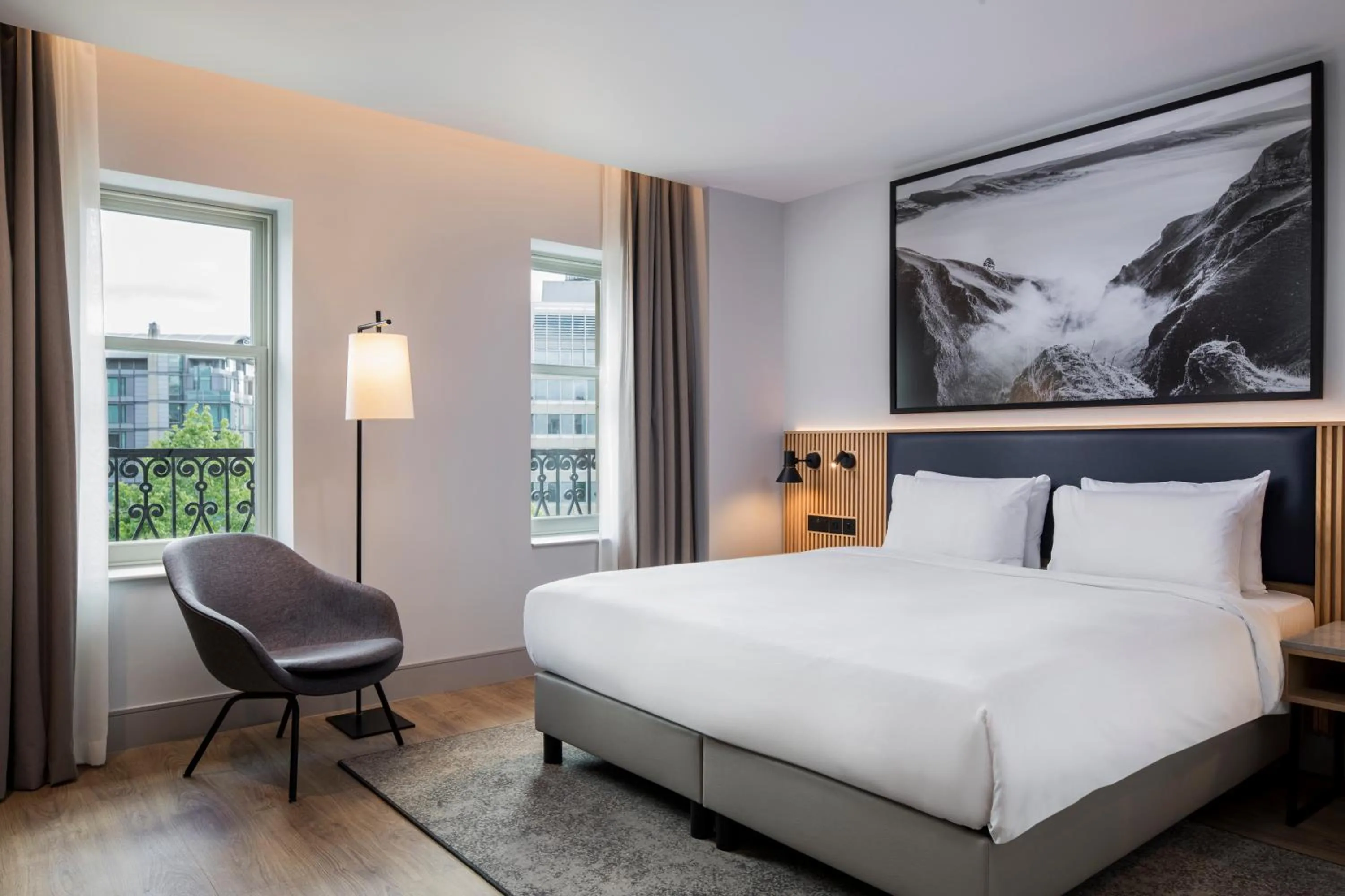 Bedroom, Bed in Radisson Blu Hotel, Sheffield