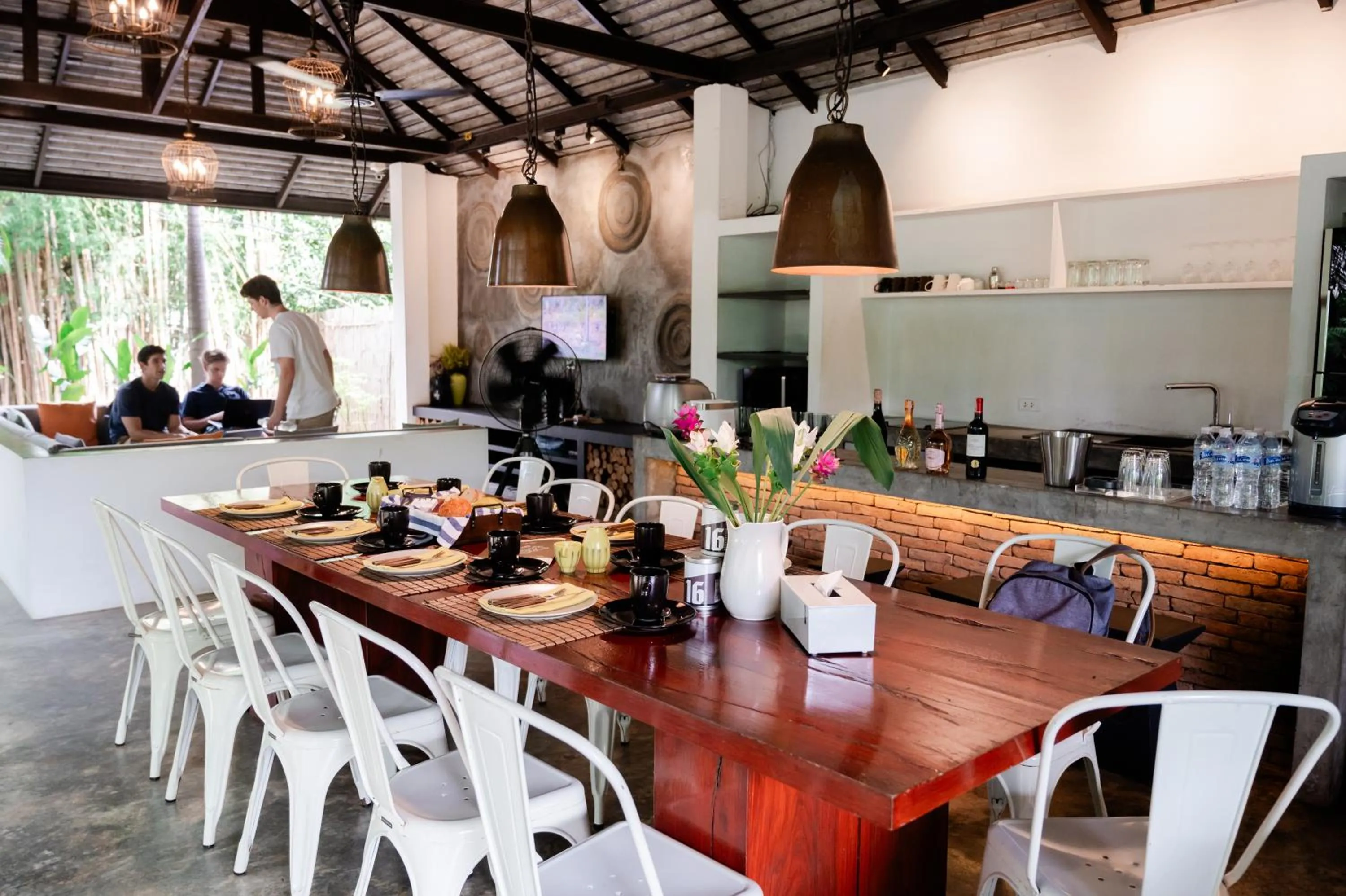 Coffee/tea facilities in Tolani Southgate Villa Chiang Mai