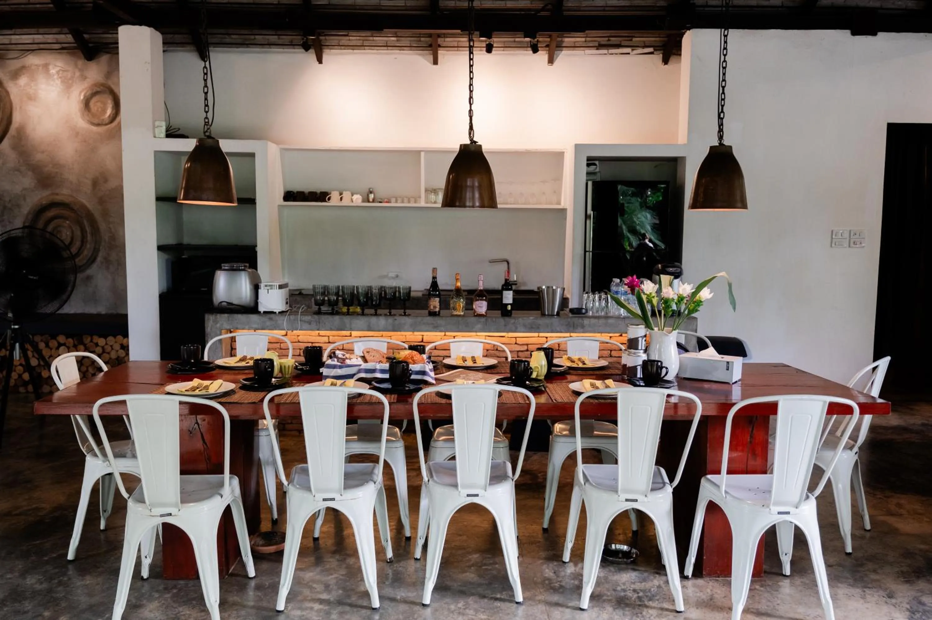 Dining area in Tolani Southgate Villa Chiang Mai