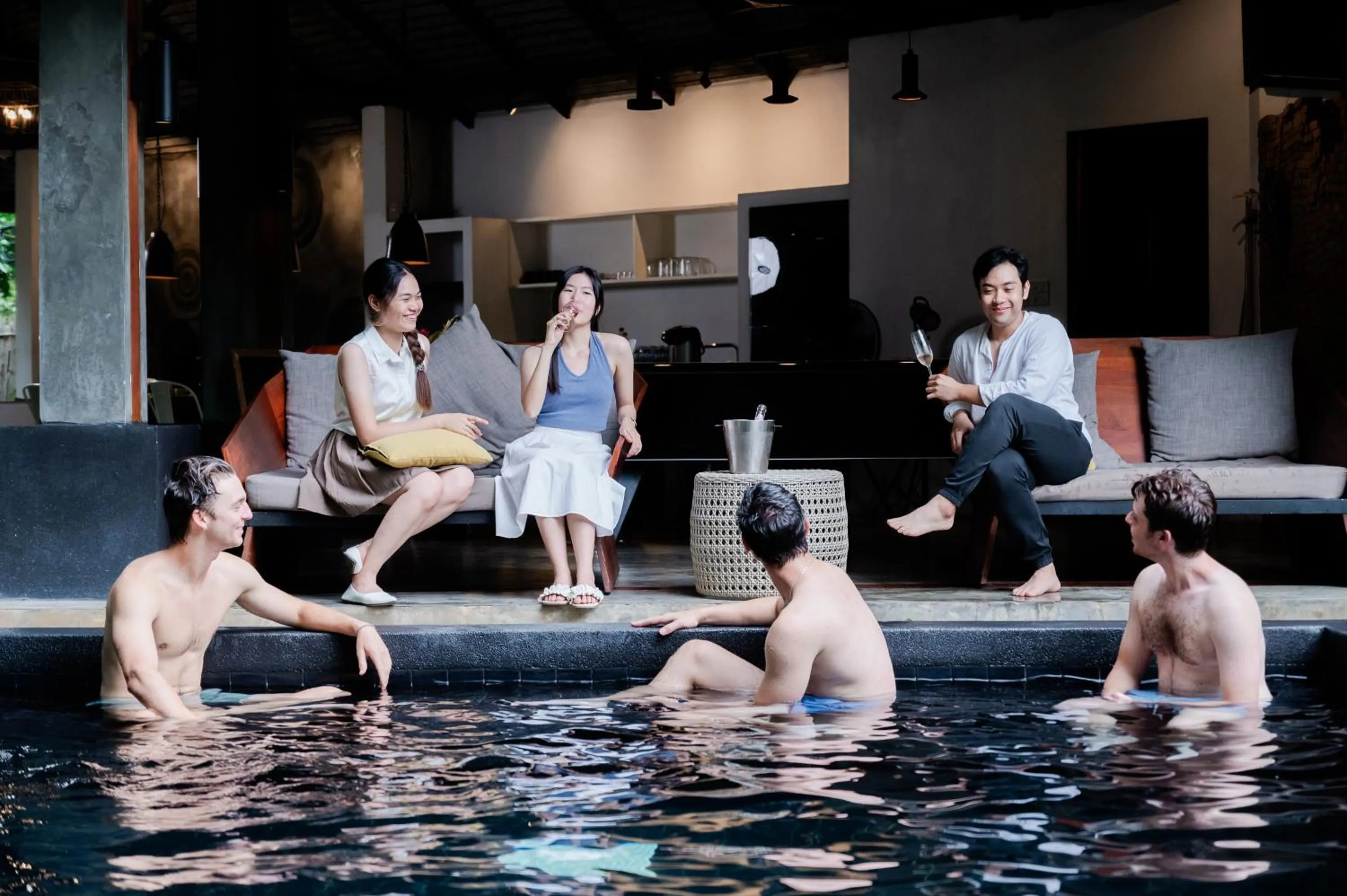 Swimming pool in Tolani Southgate Villa Chiang Mai