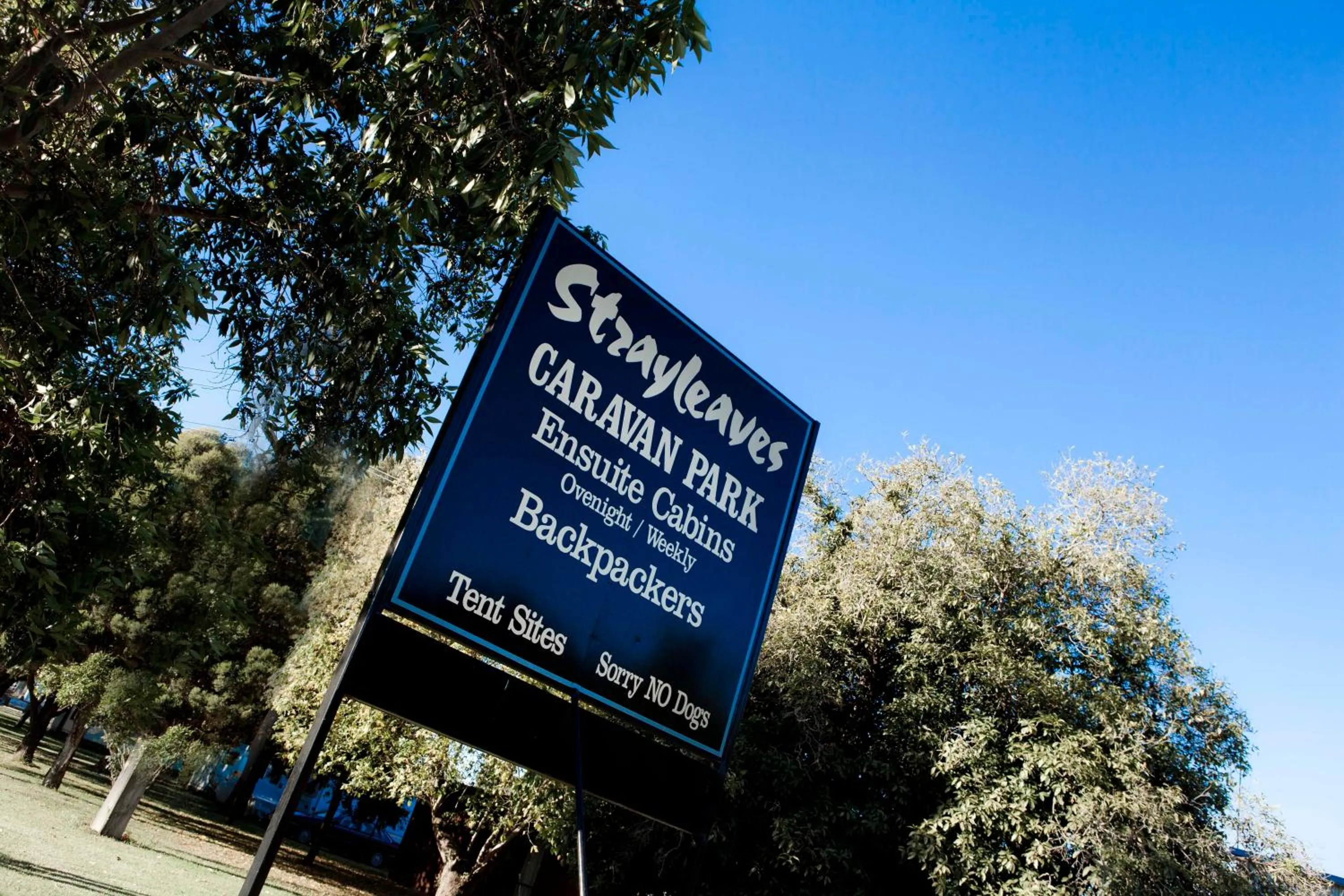 Facade/entrance in Strayleaves Caravan Park