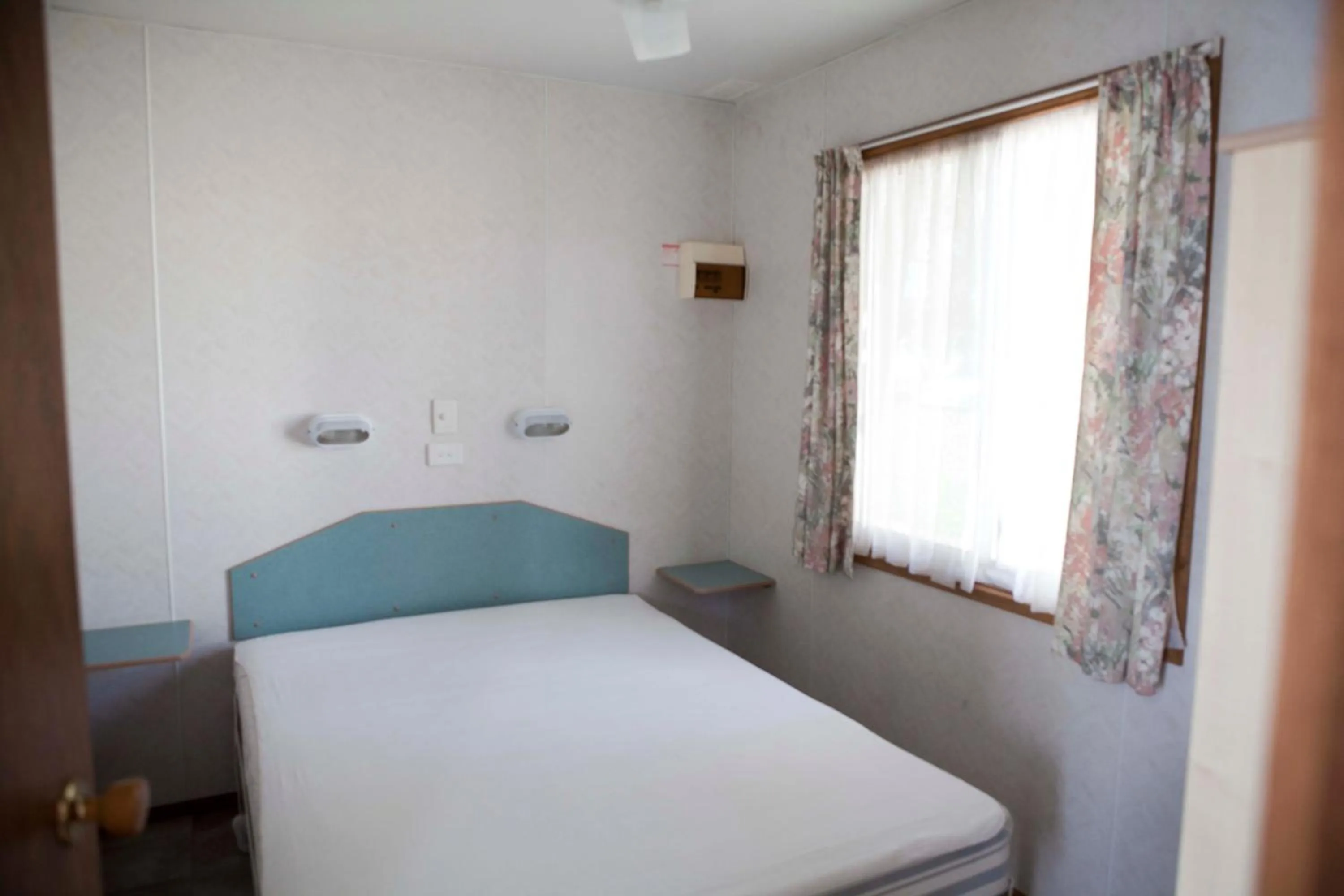 Bedroom in Strayleaves Caravan Park