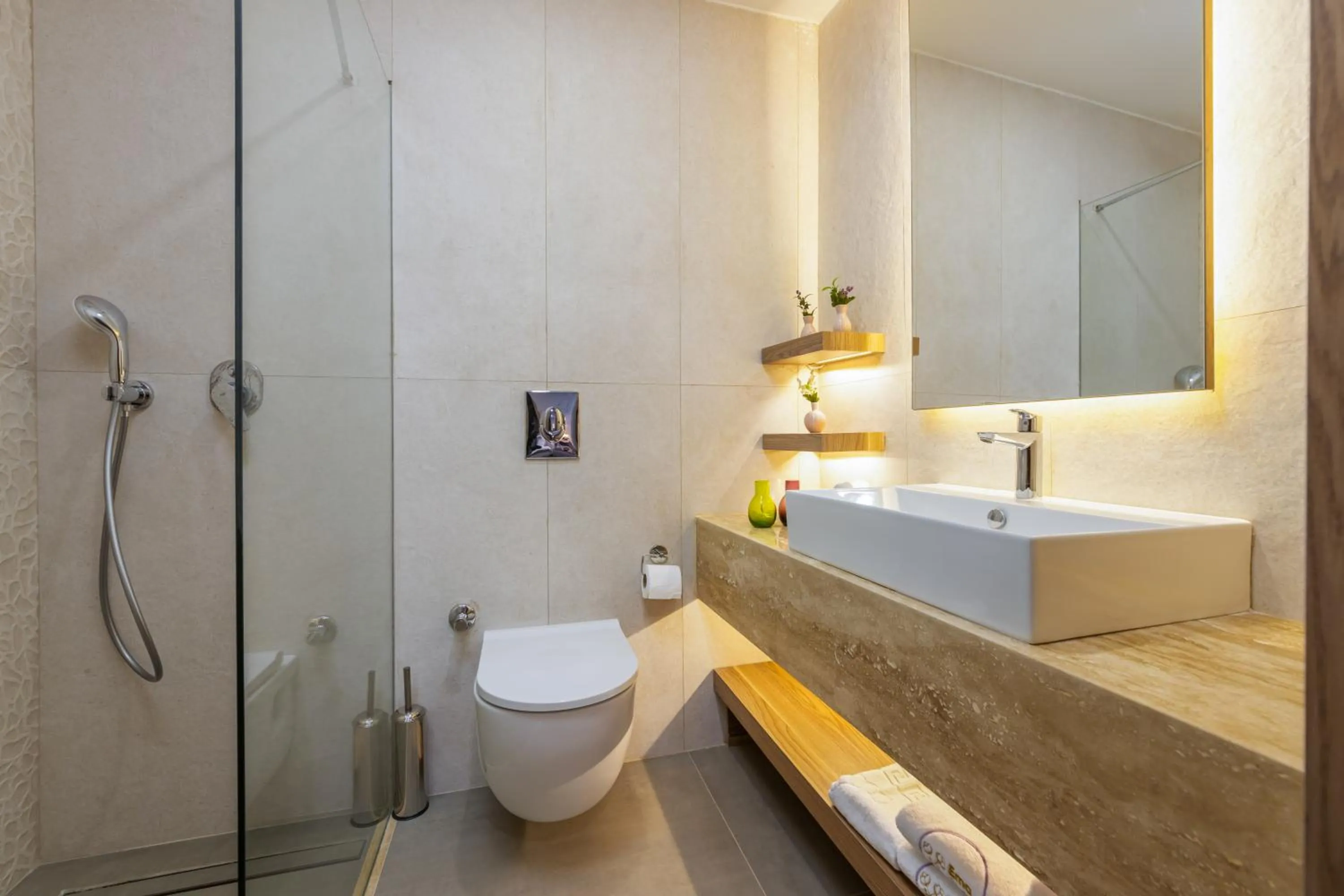 Shower in Ema Houses