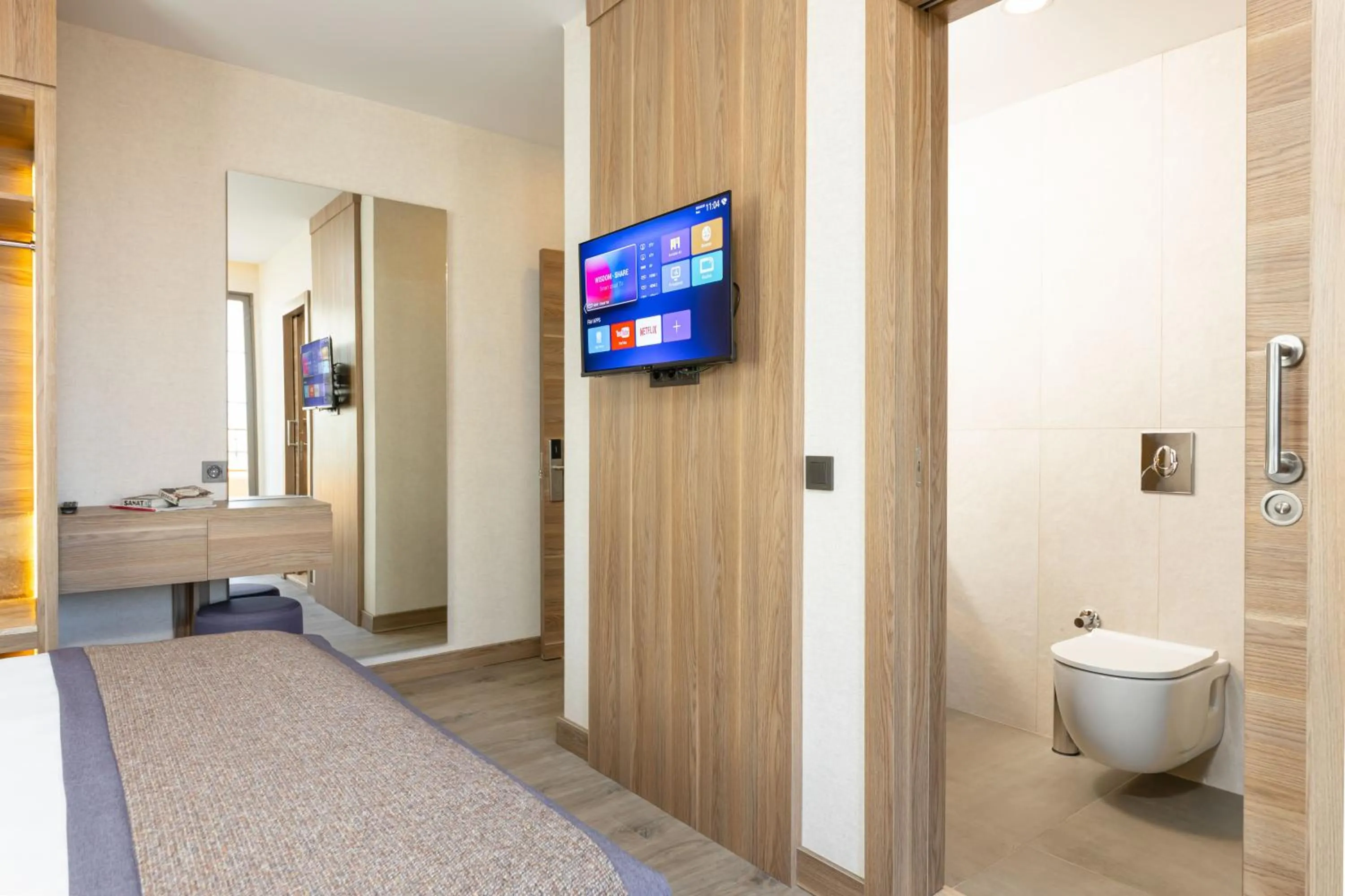 TV and multimedia in Ema Houses