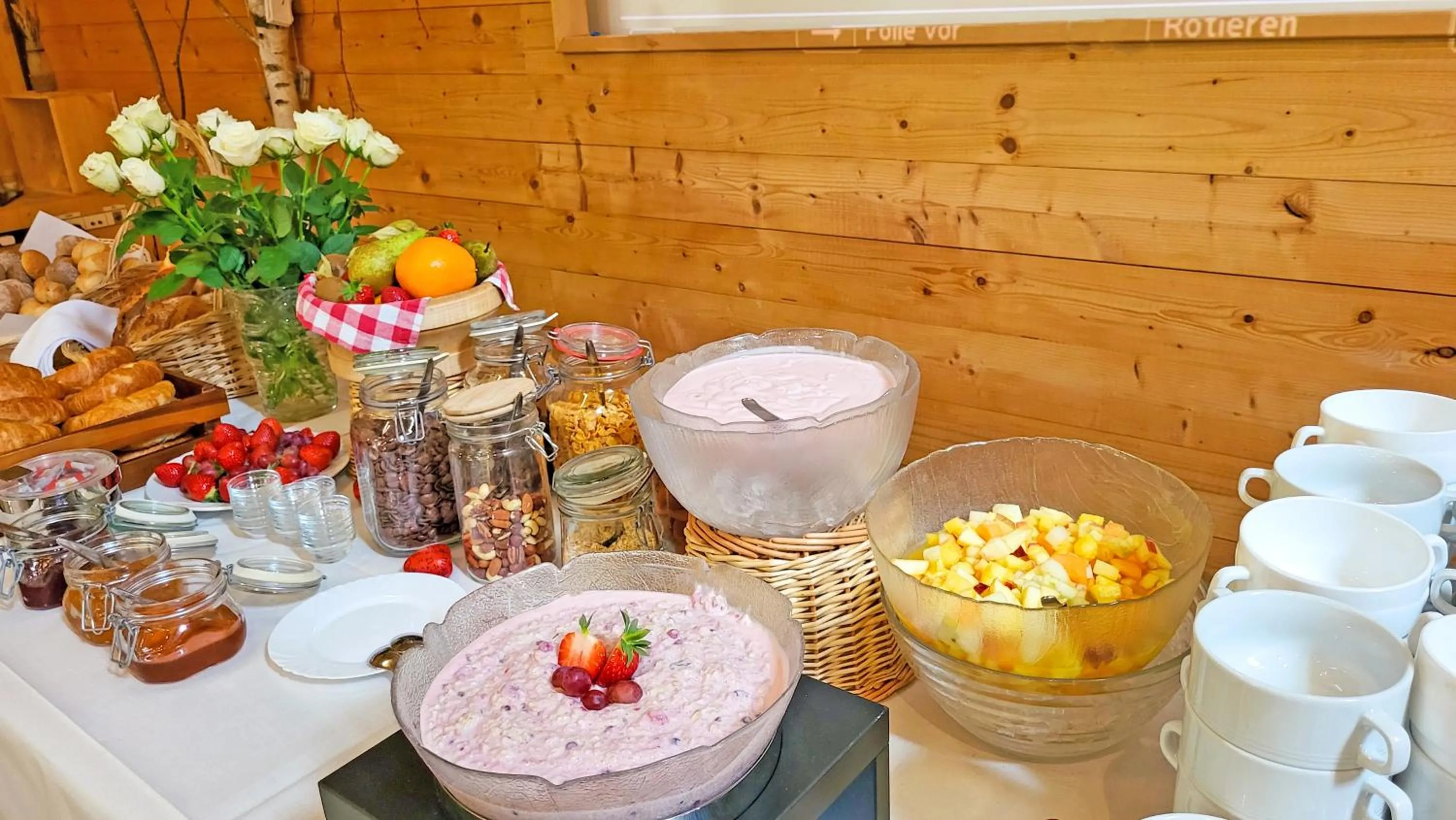 Food in Hüttenhotel Husky Lodge