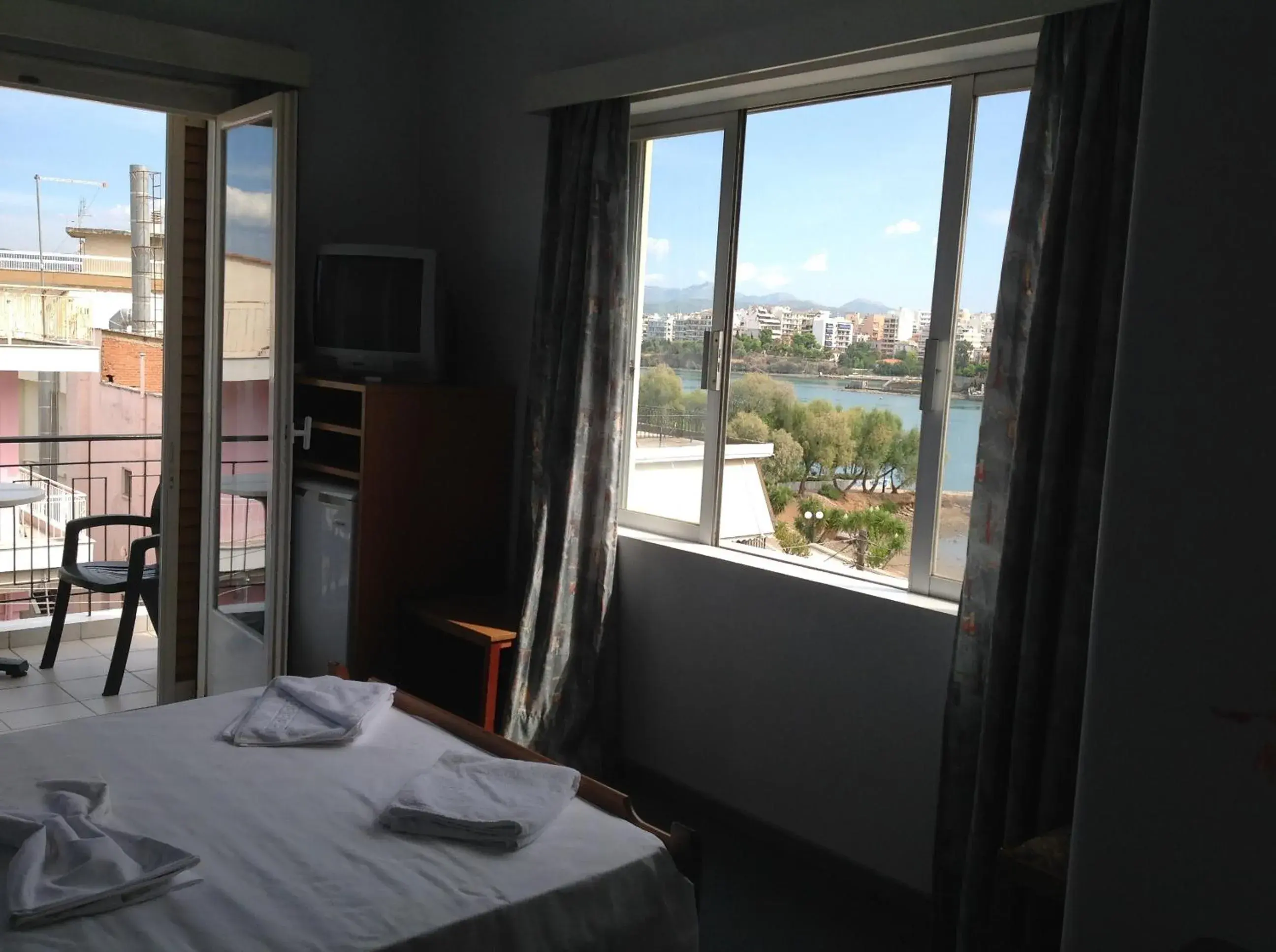 Single Room in Morfeas Hotel Single Room in Morfeas Hotel