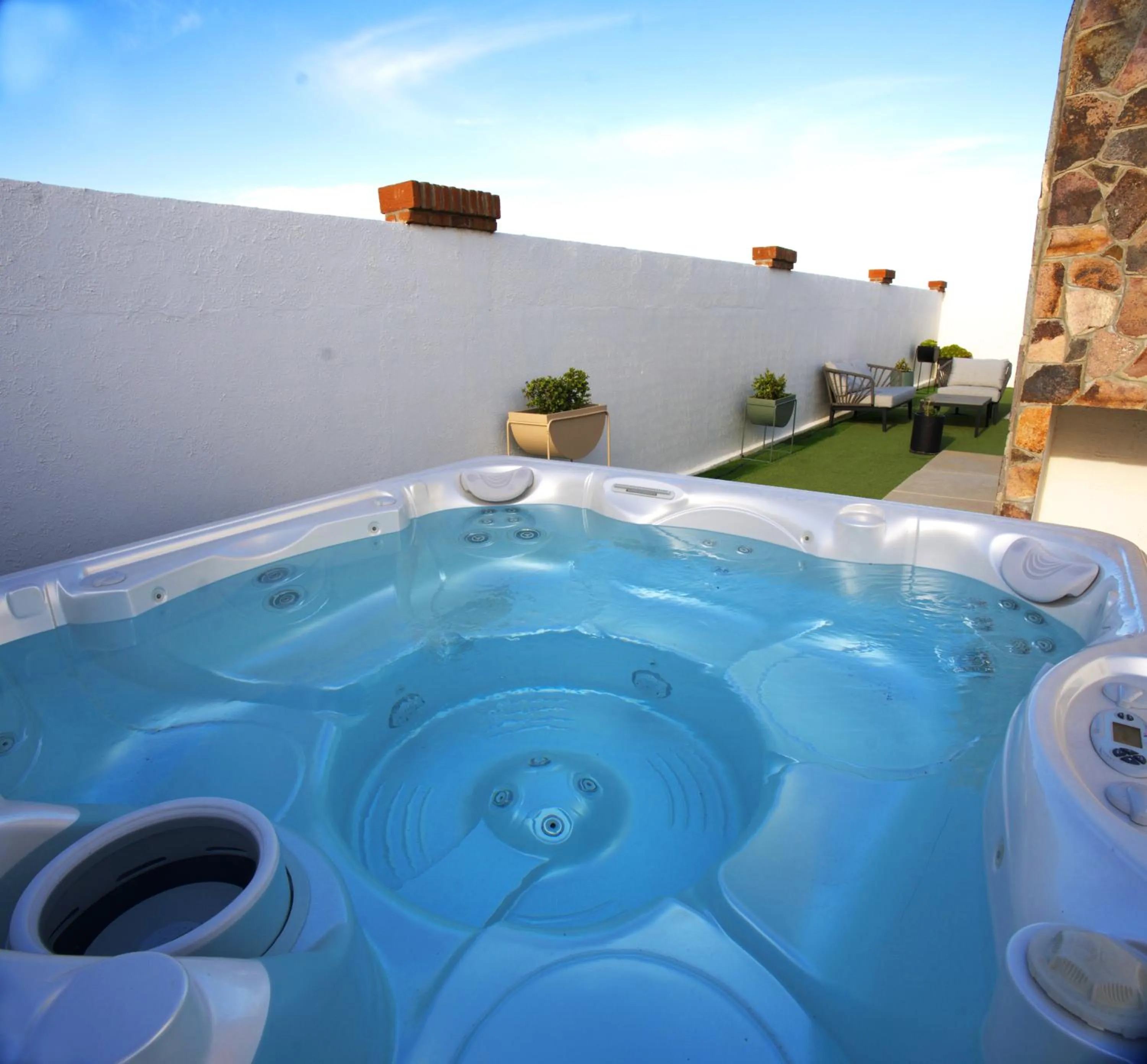 Hot Tub in Voyage Vacation Club