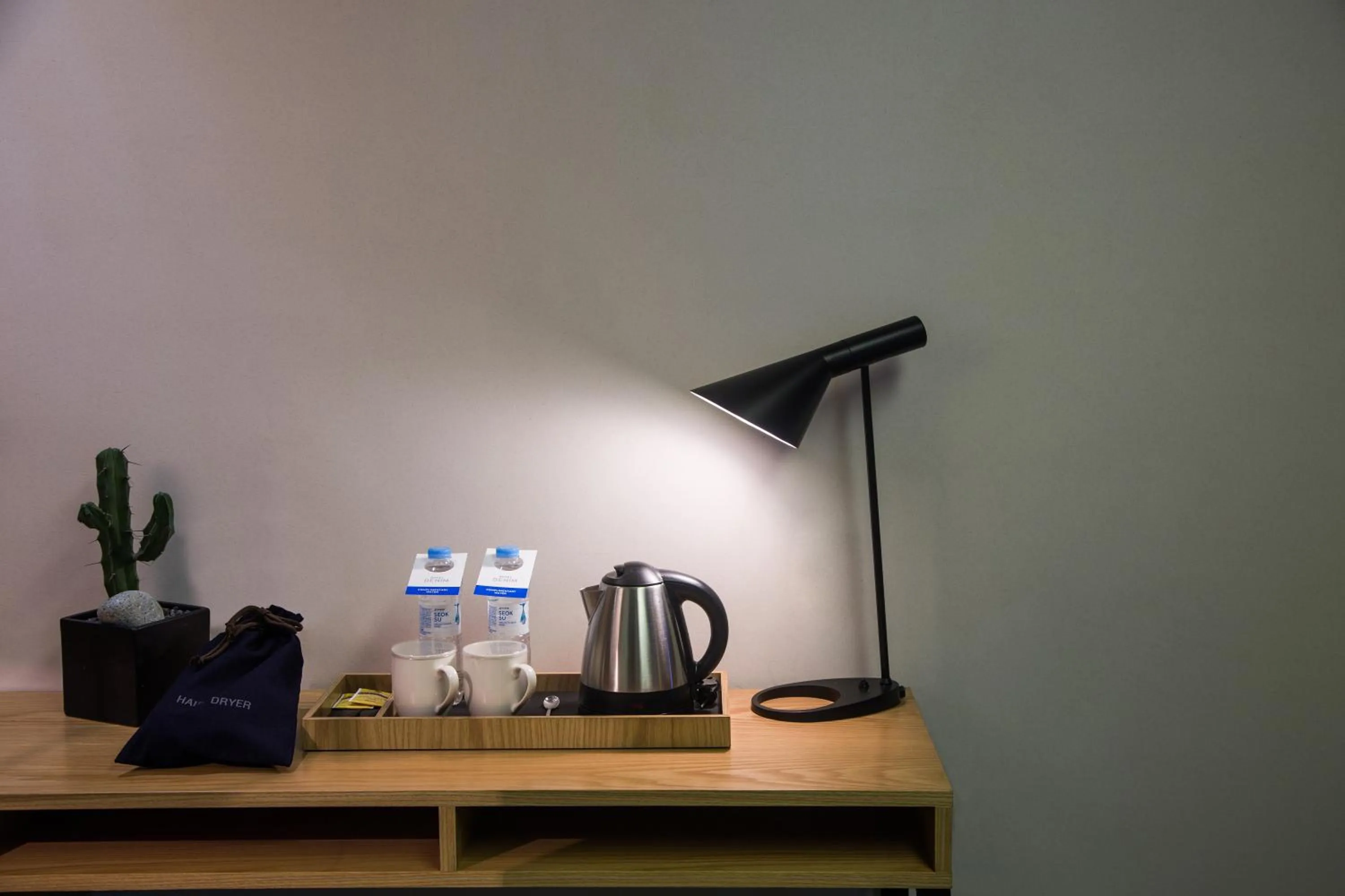 Coffee/tea facilities in Hotel Denim Seoul