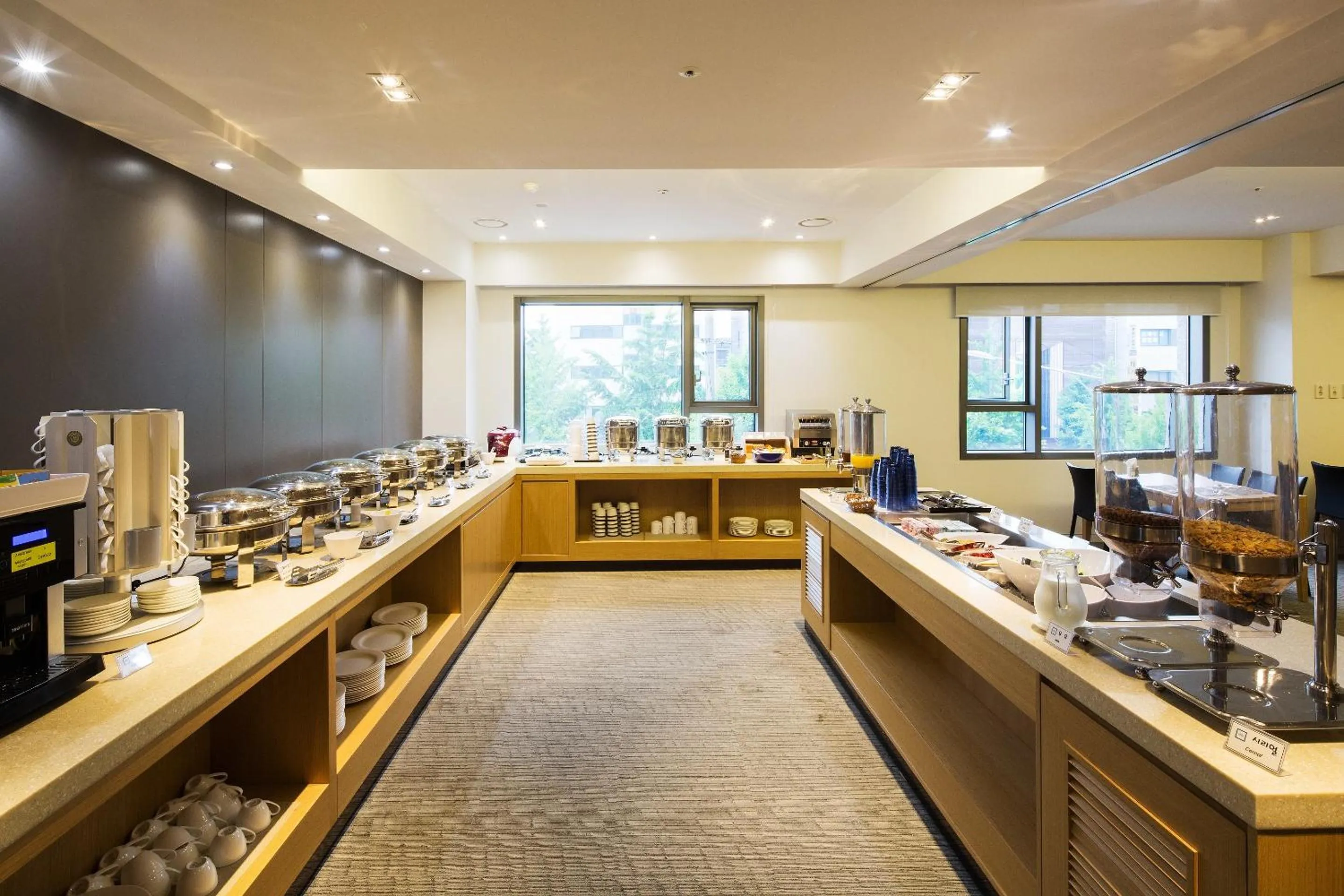 Buffet breakfast in Hotel Denim Seoul