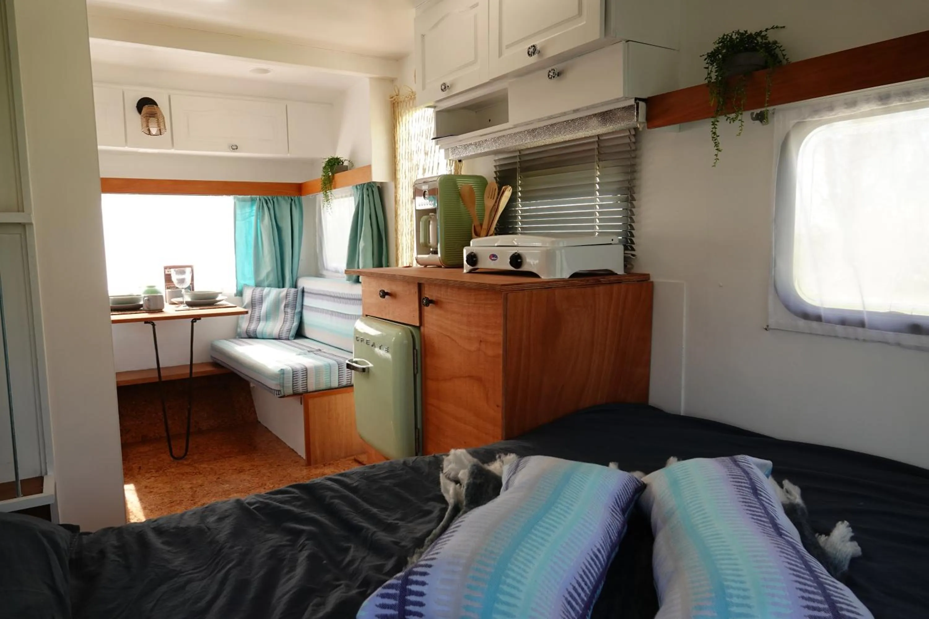 Kitchen or kitchenette, Bed in B&B Welgelegen