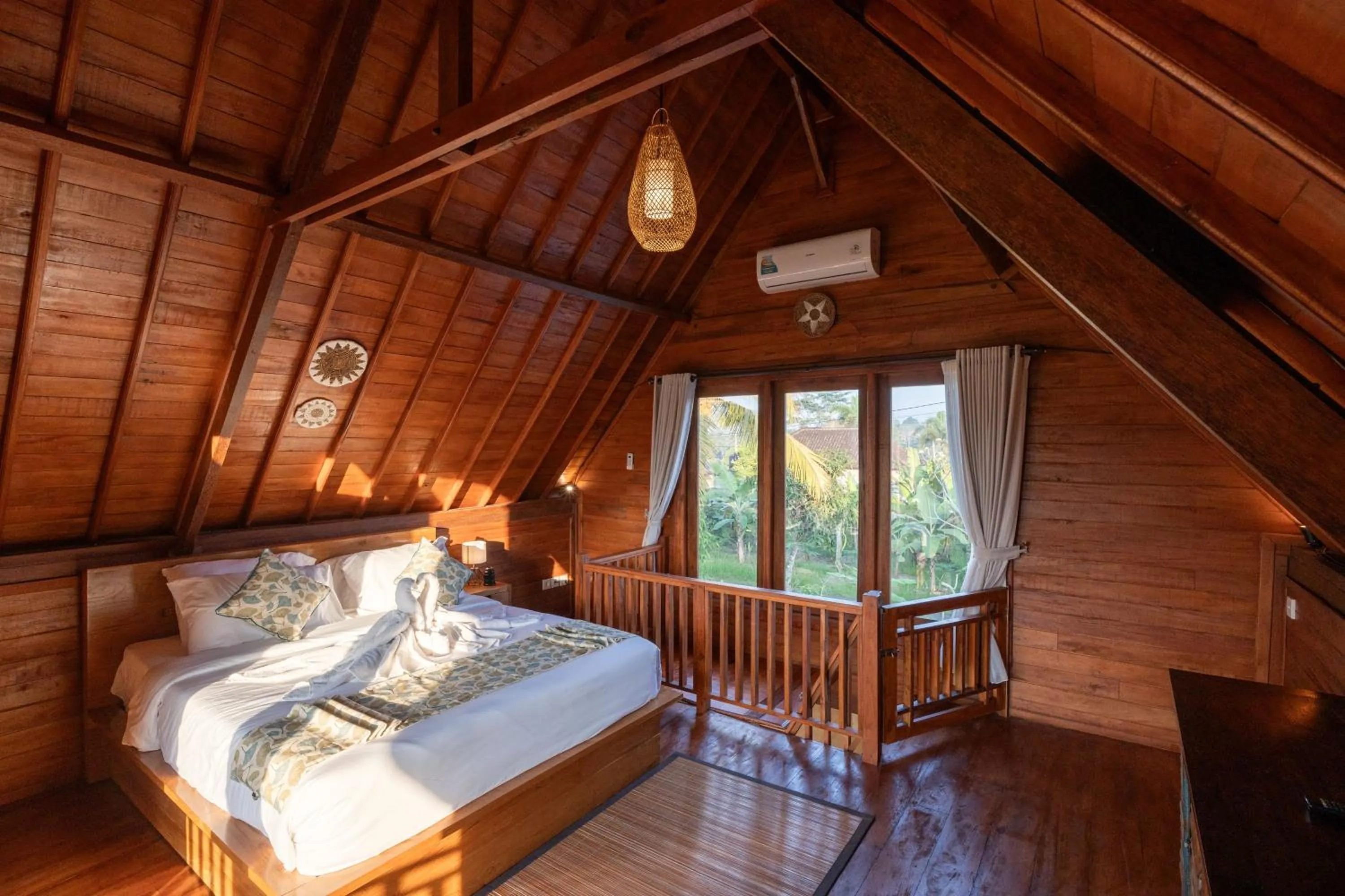 Photo of the whole room, Bed in Aditara Sebatu Villa