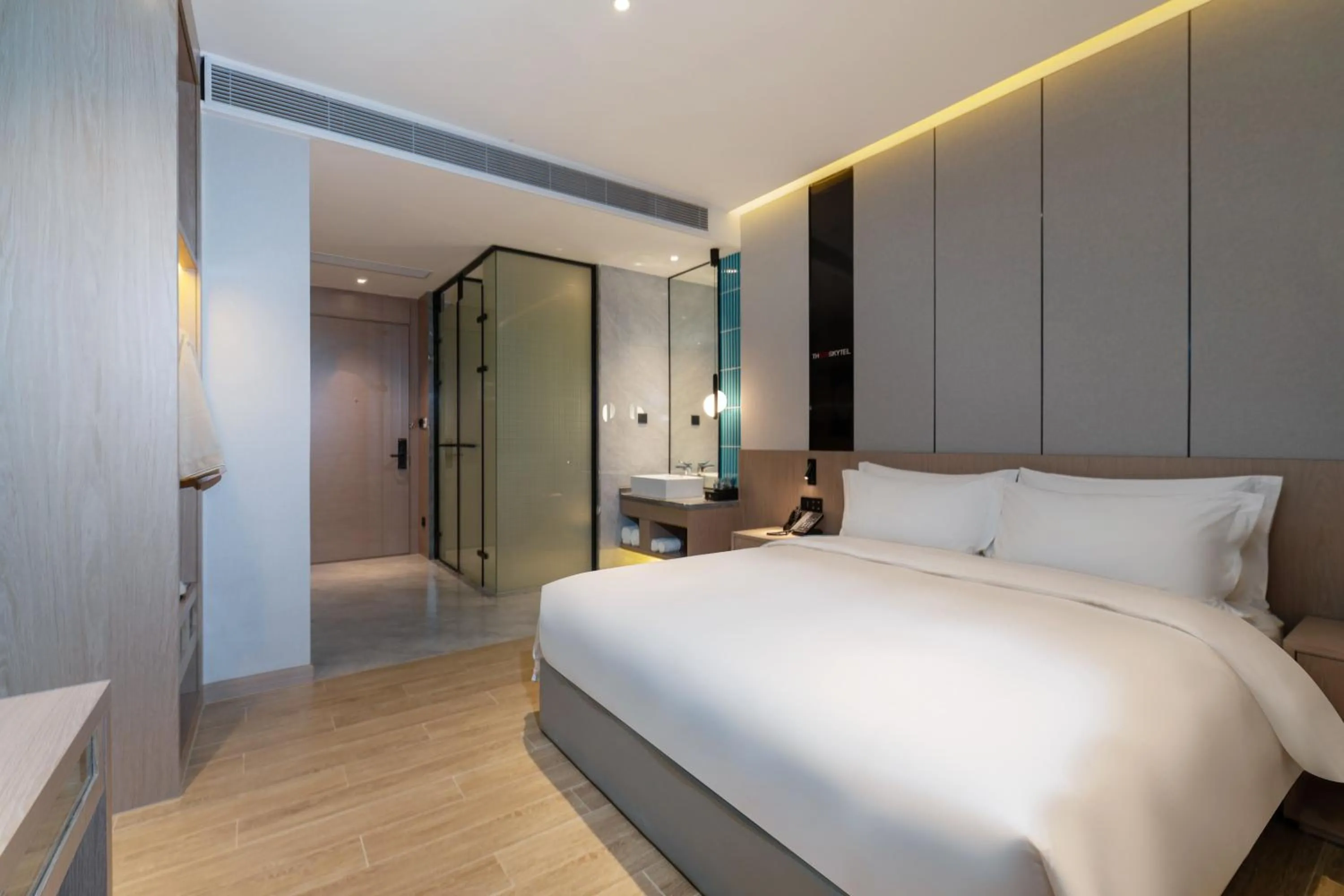 Photo of the whole room in The Skytel Shenzhen Shekou