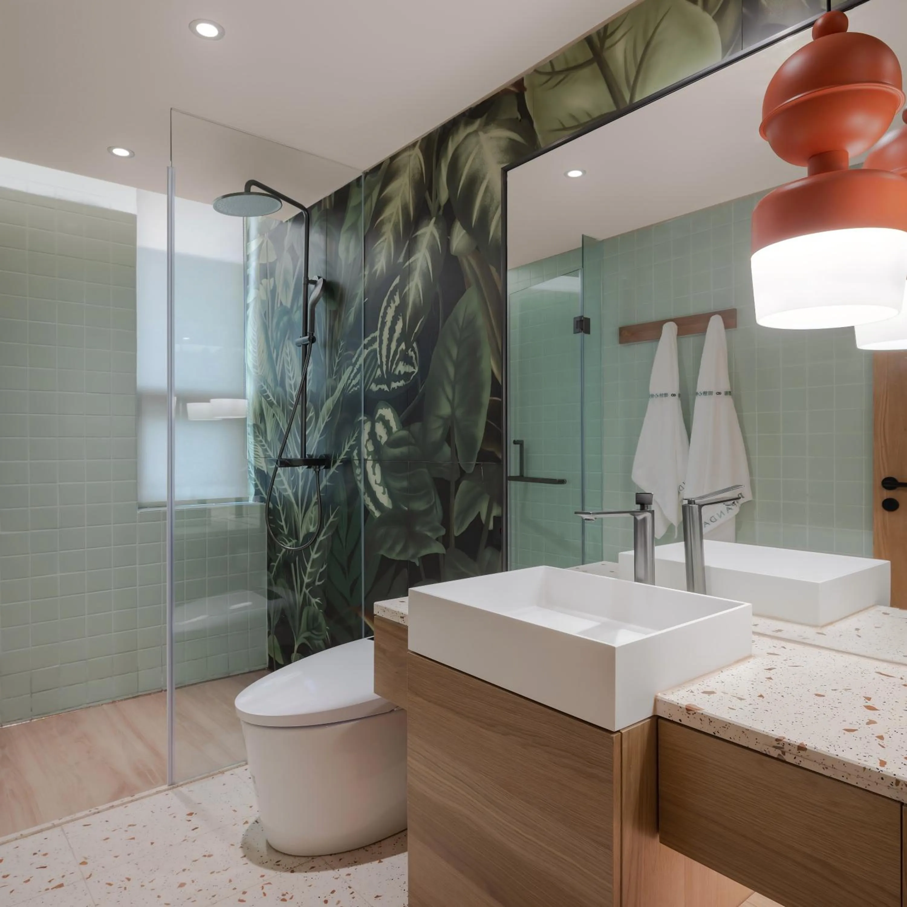 Shower in Panda Hotel