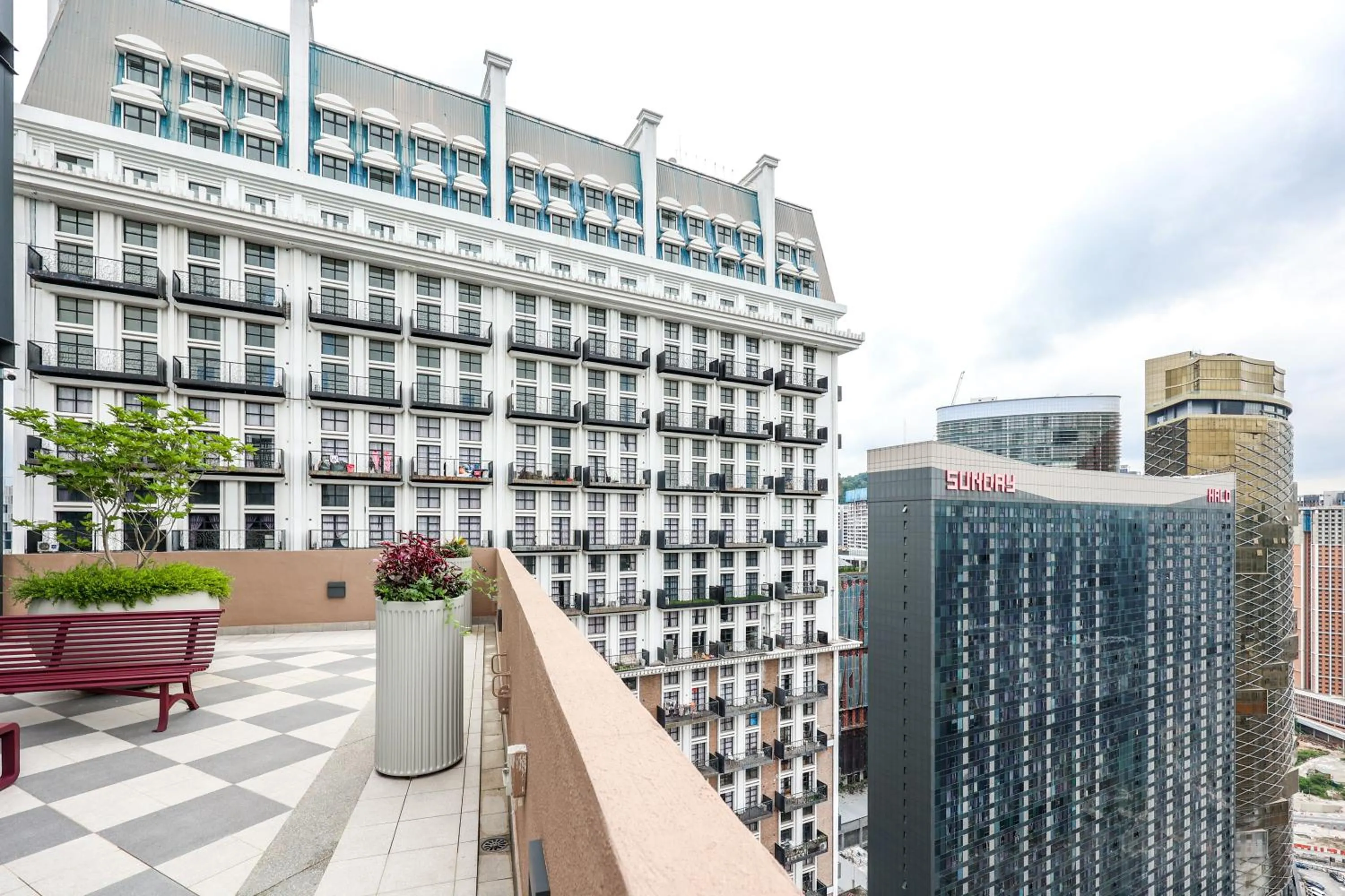 Mossaz Suites by MyKey