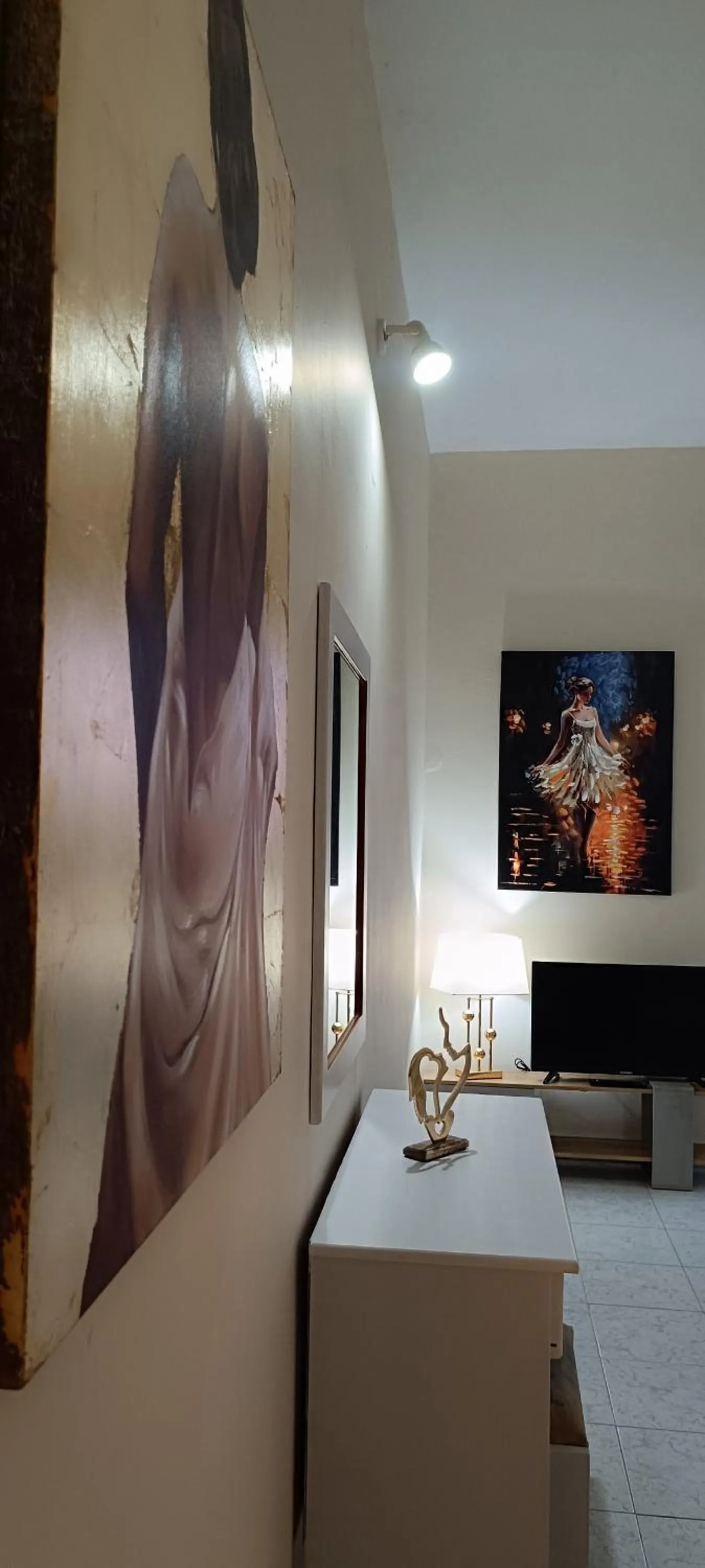 TV and multimedia in Pyrgos Hotel Apartments