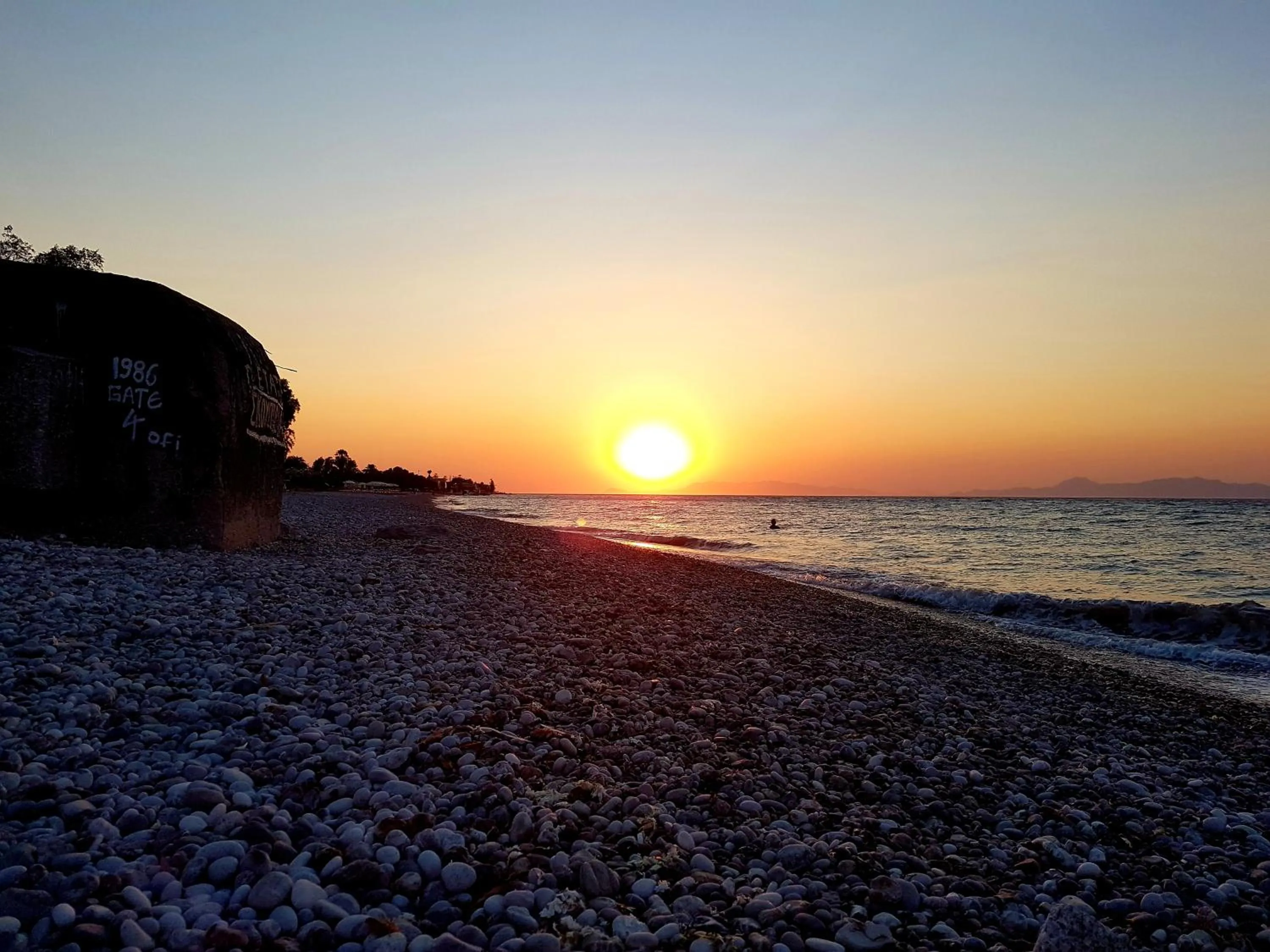 Sunset in Pyrgos Hotel Apartments