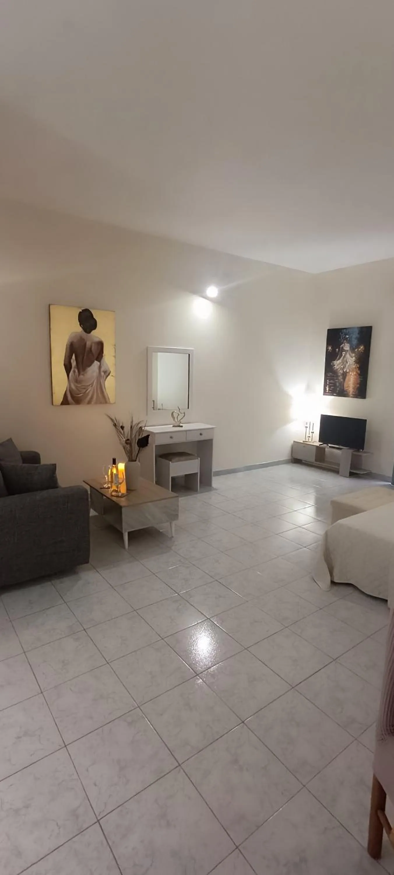 TV and multimedia in Pyrgos Hotel Apartments