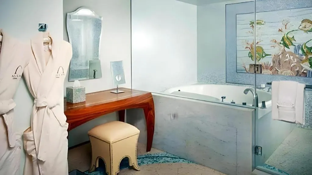 Aulani, A Disney Resort And Spa