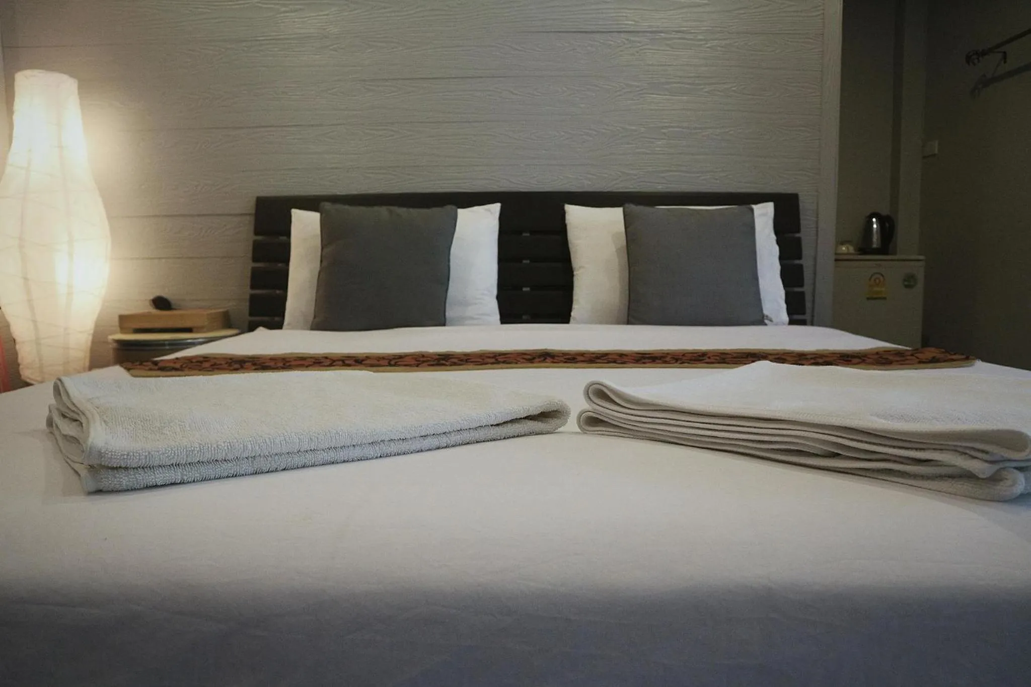 Bed in Marina hut guest house