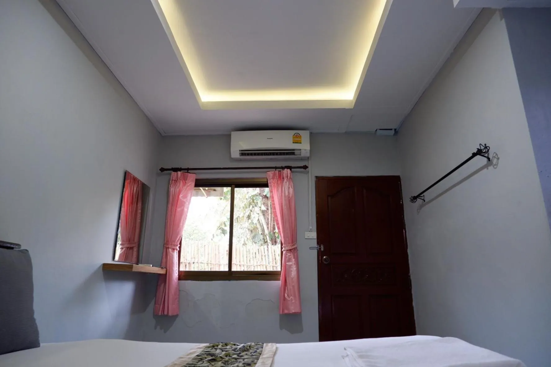 Bed in Marina hut guest house