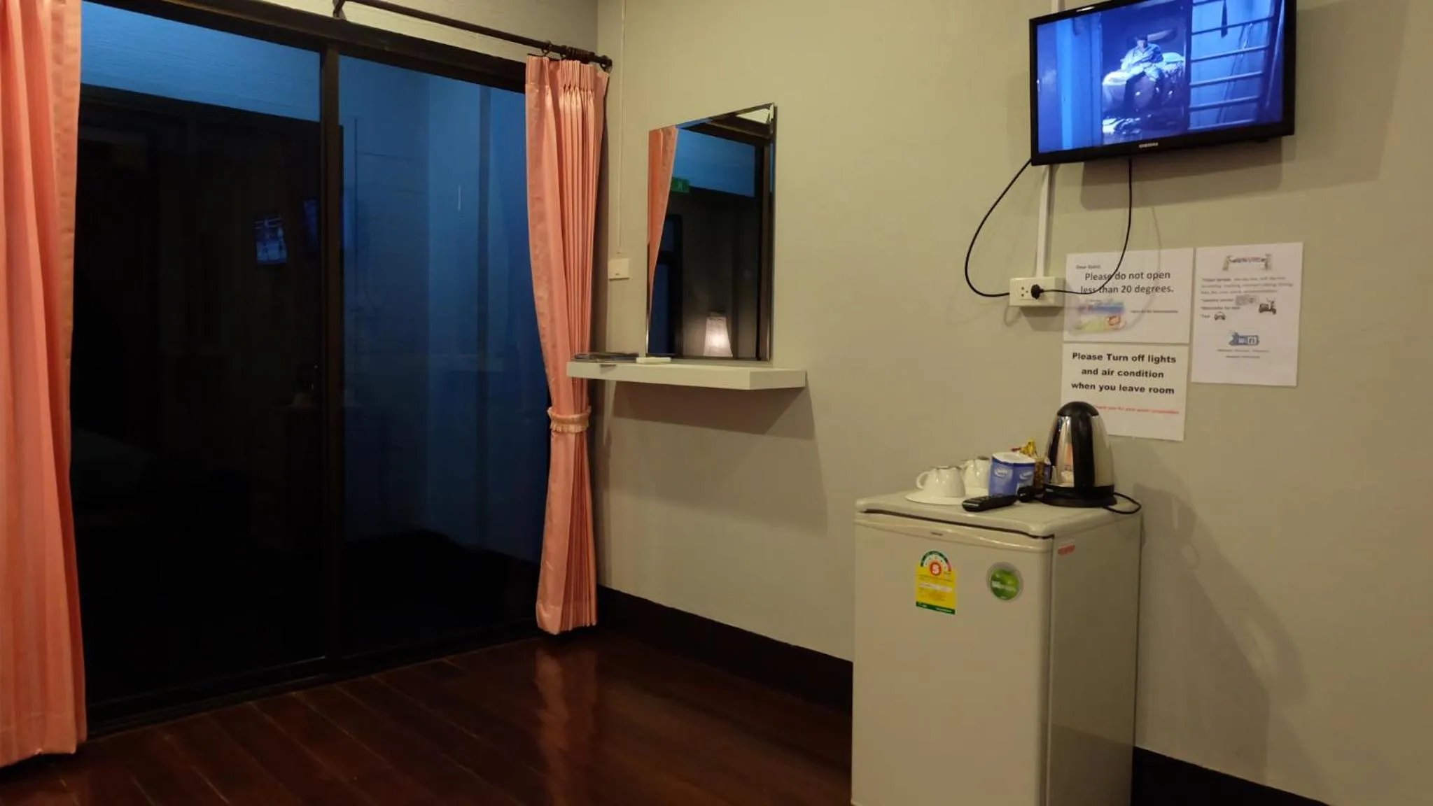 Marina hut guest house