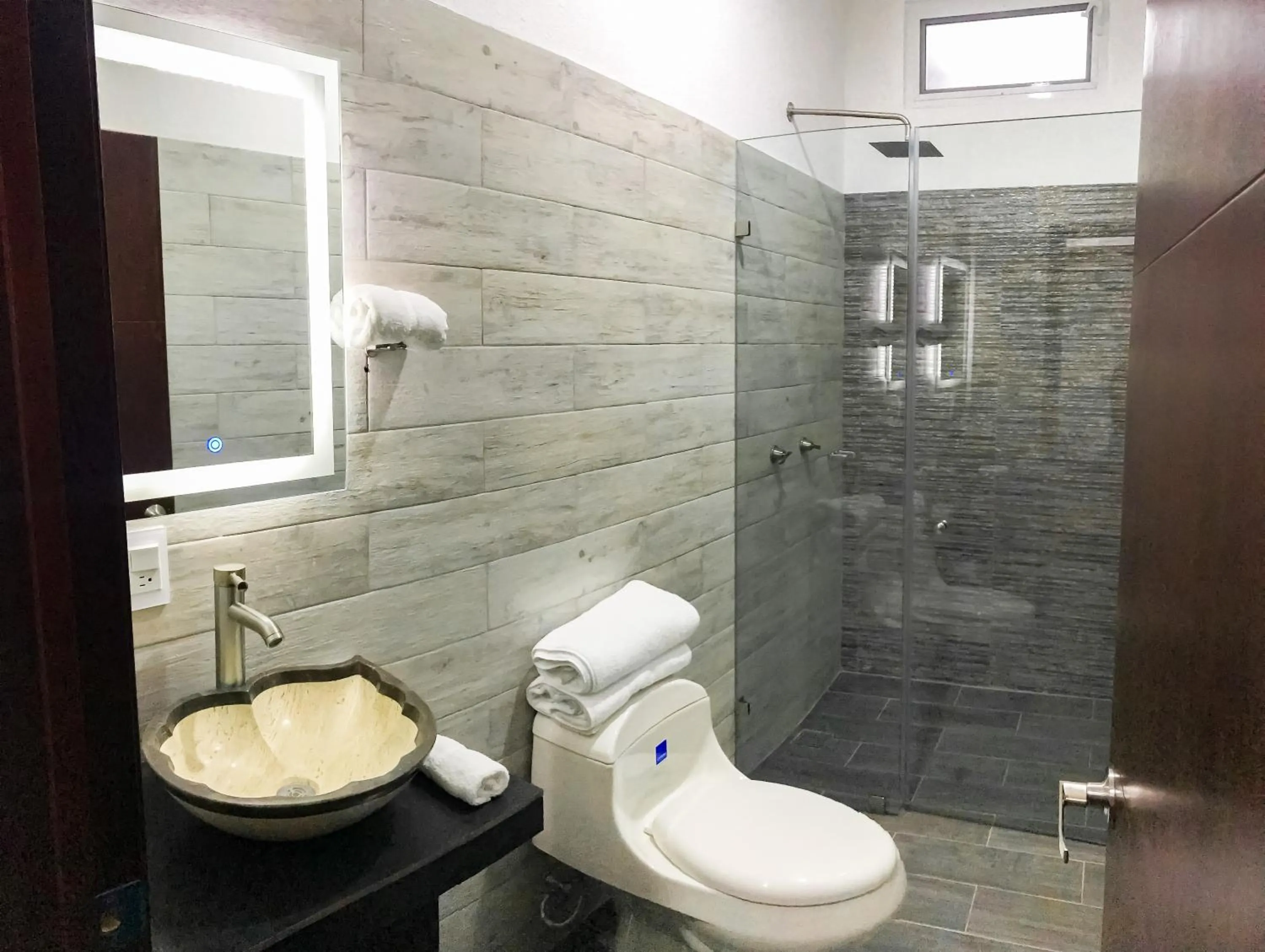 Bathroom in Nueve Agaves Hotel