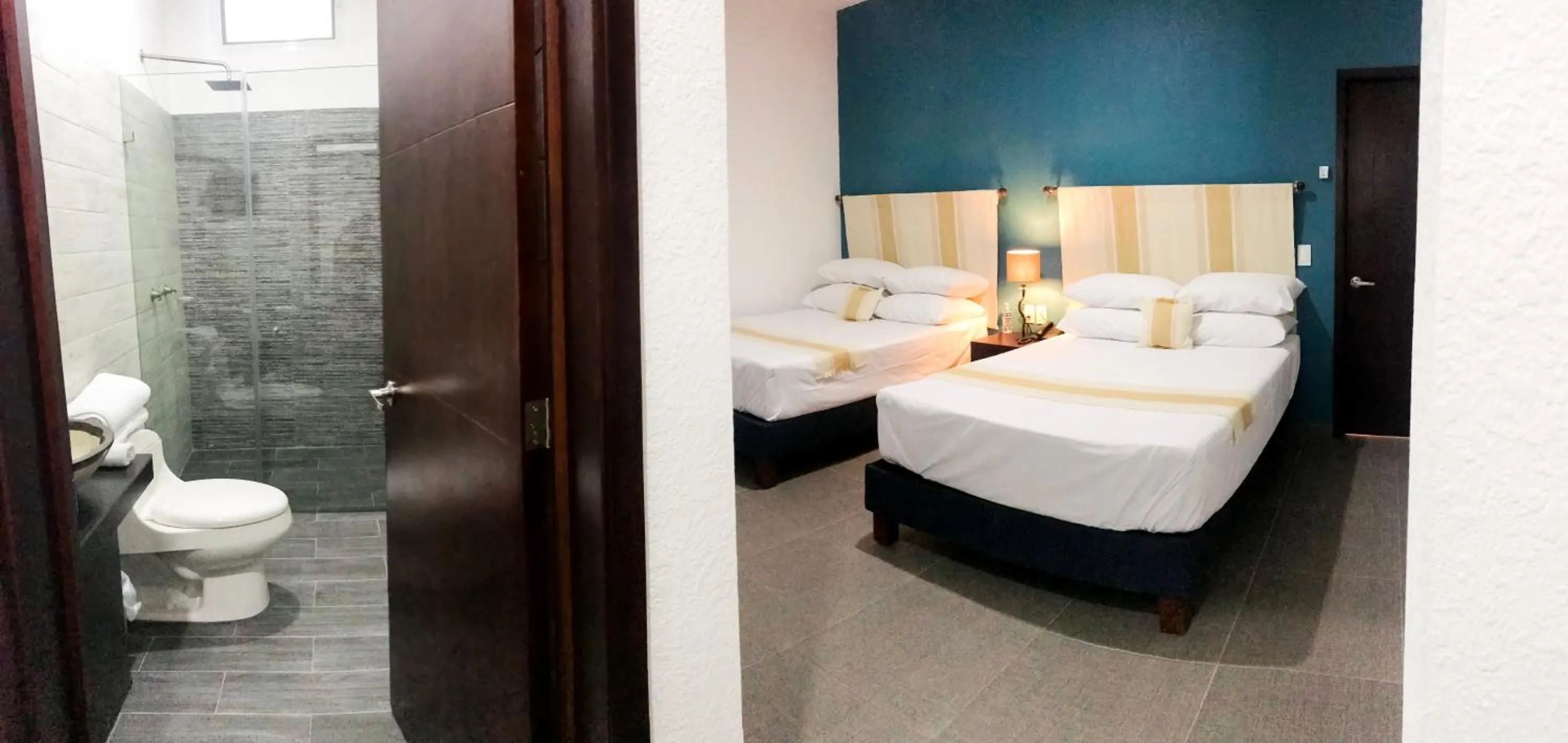 Bathroom, Bed in Nueve Agaves Hotel