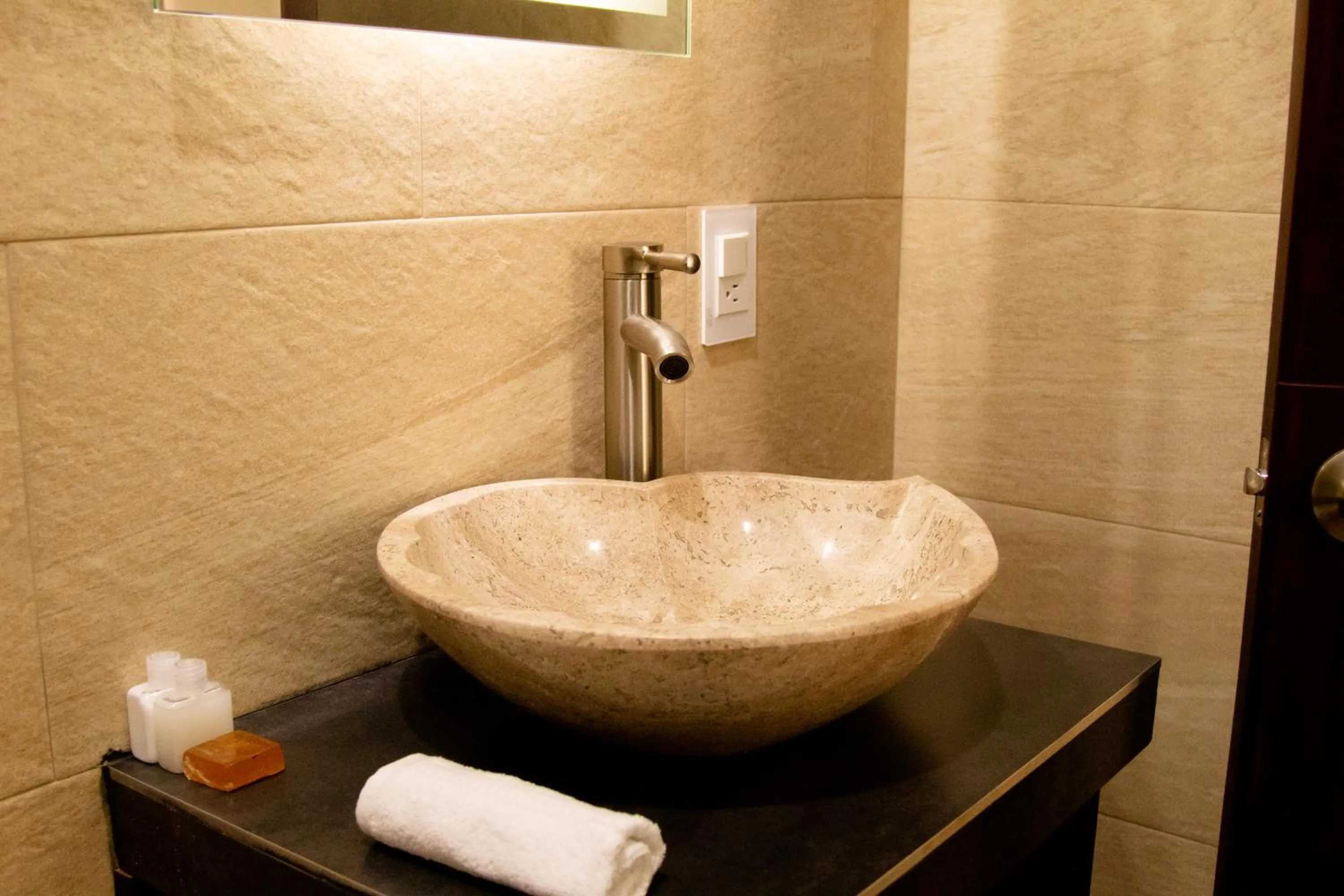 Bathroom in Nueve Agaves Hotel