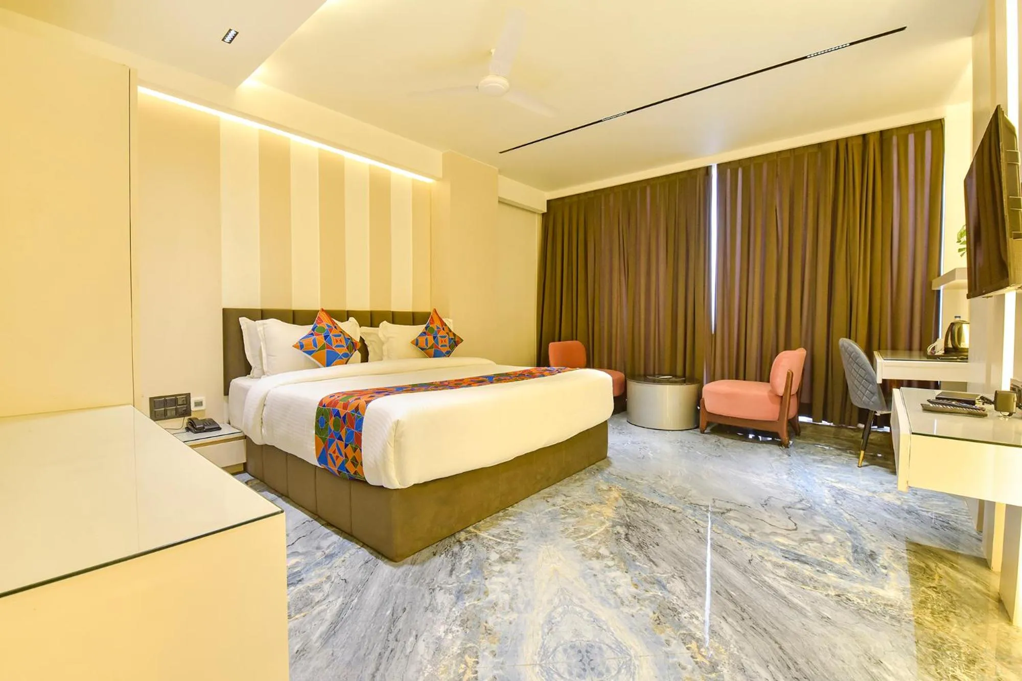 Bed in FabHotel Prime The Grey Circle