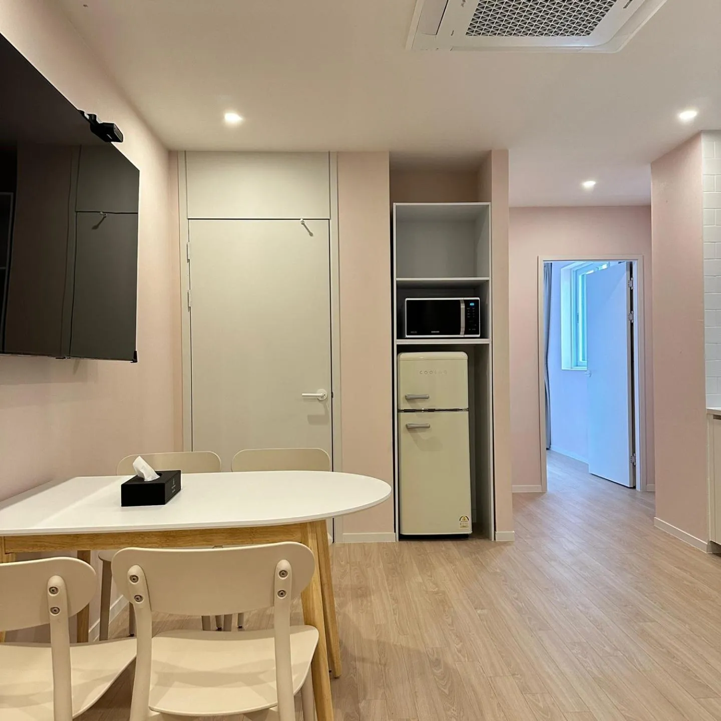 Dining area in Doan Pool villa & Kids Hotel