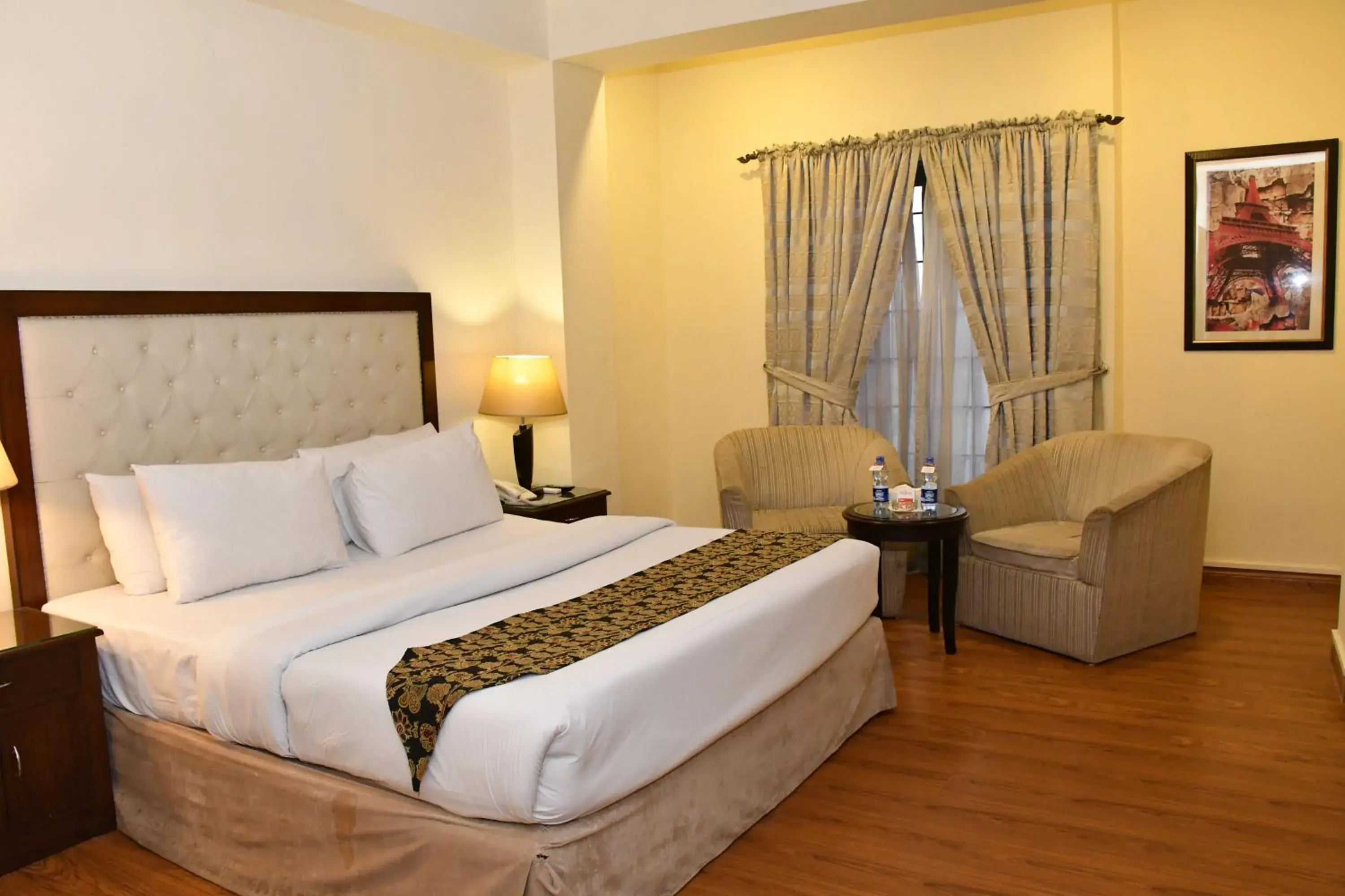 King Room with Garden View in Royalton Hotel Rawalpindi King Room with Garden View in Royalton Hotel Rawalpindi