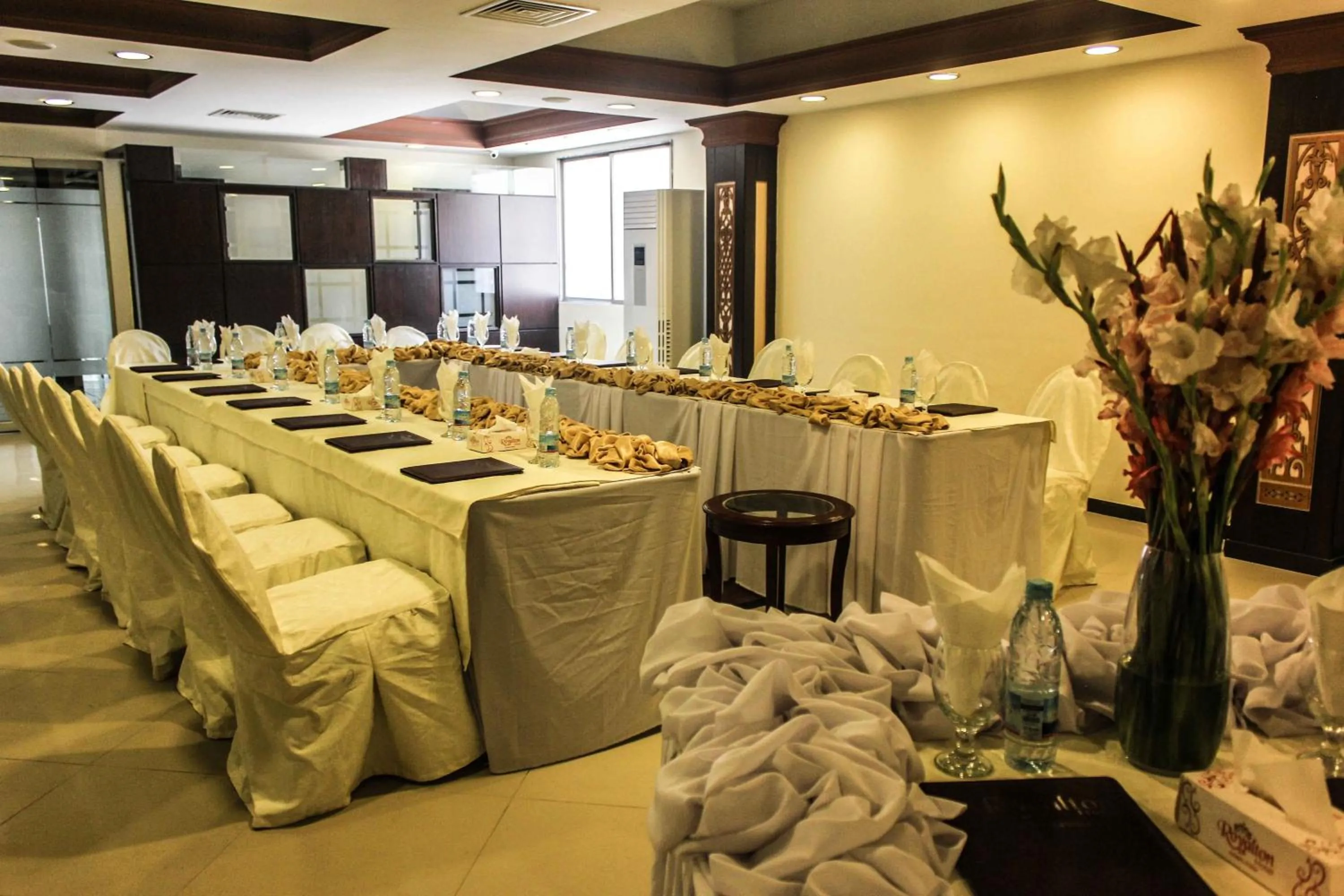 Business facilities in Royalton Hotel Rawalpindi