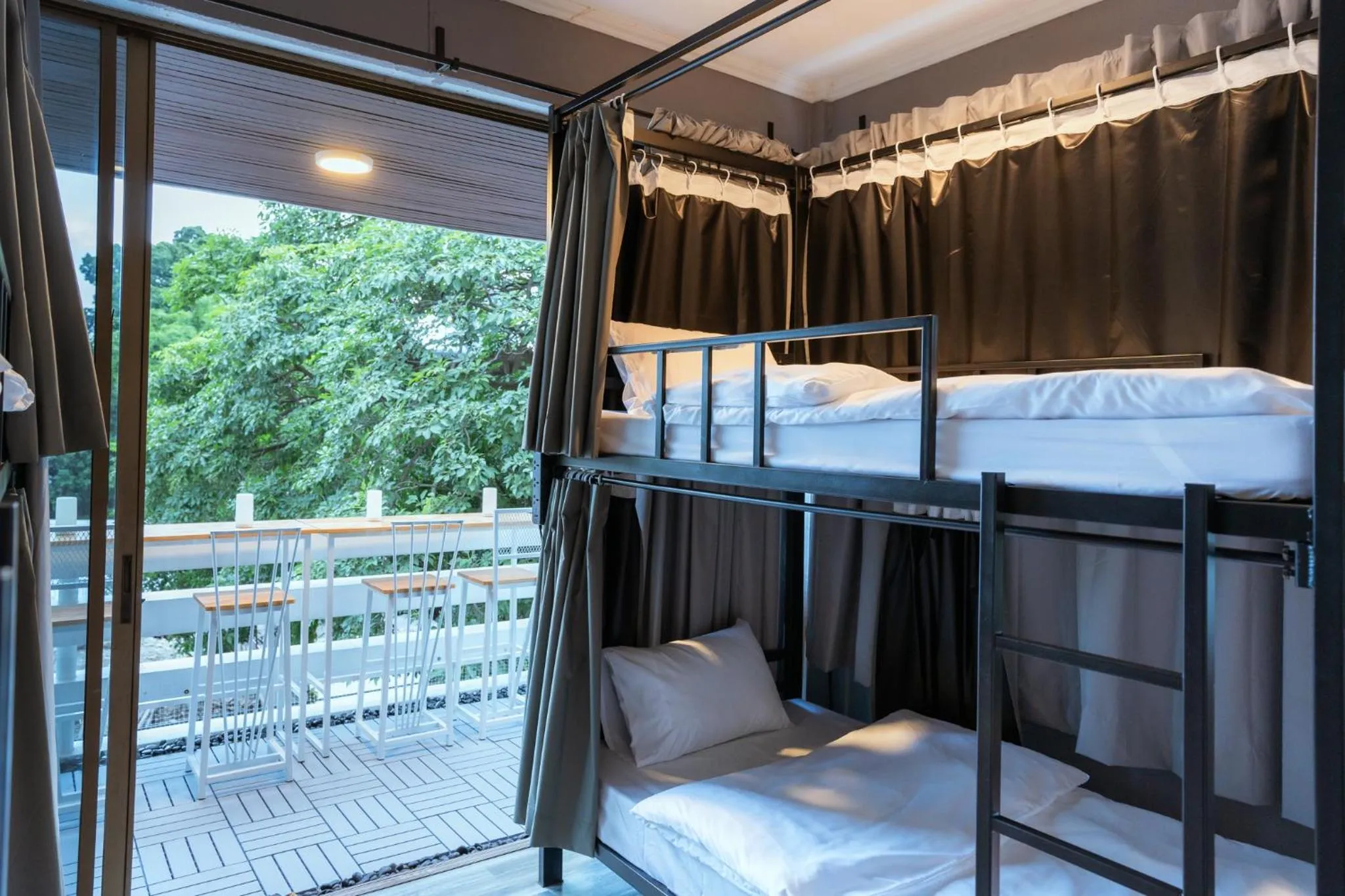 Bed in 420 Hostel - Ekkamai Buds & Beds