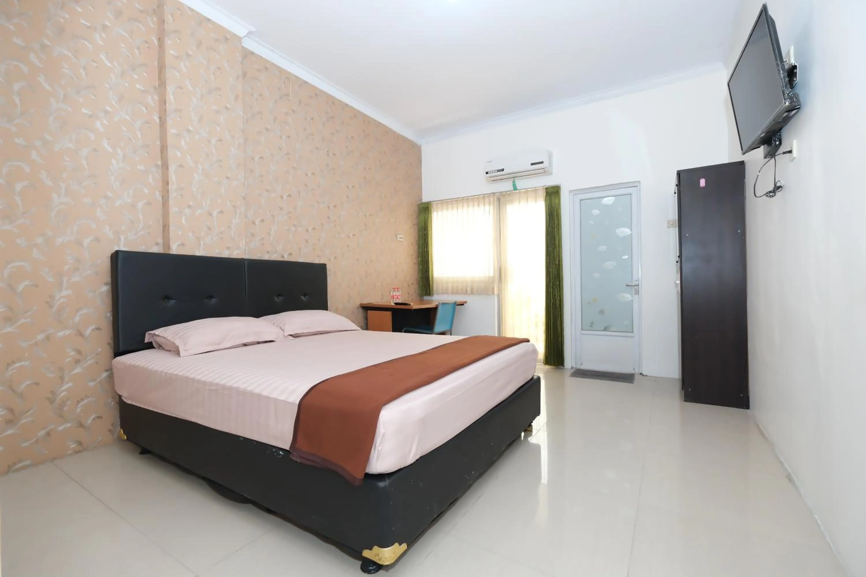 Balcony/Terrace, Bed in Omah Manahan