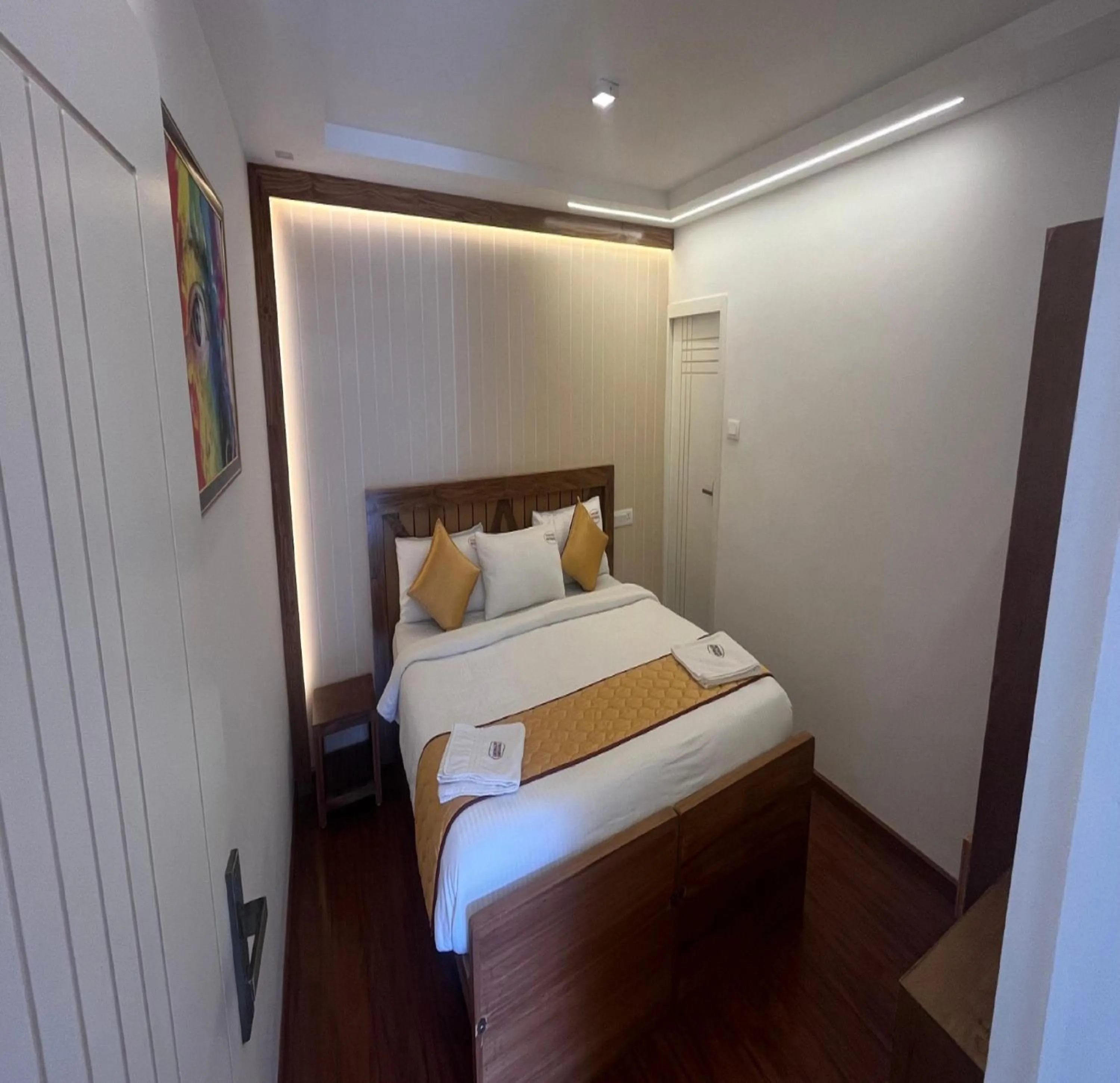 Bedroom, Bed in Fortune Retreats